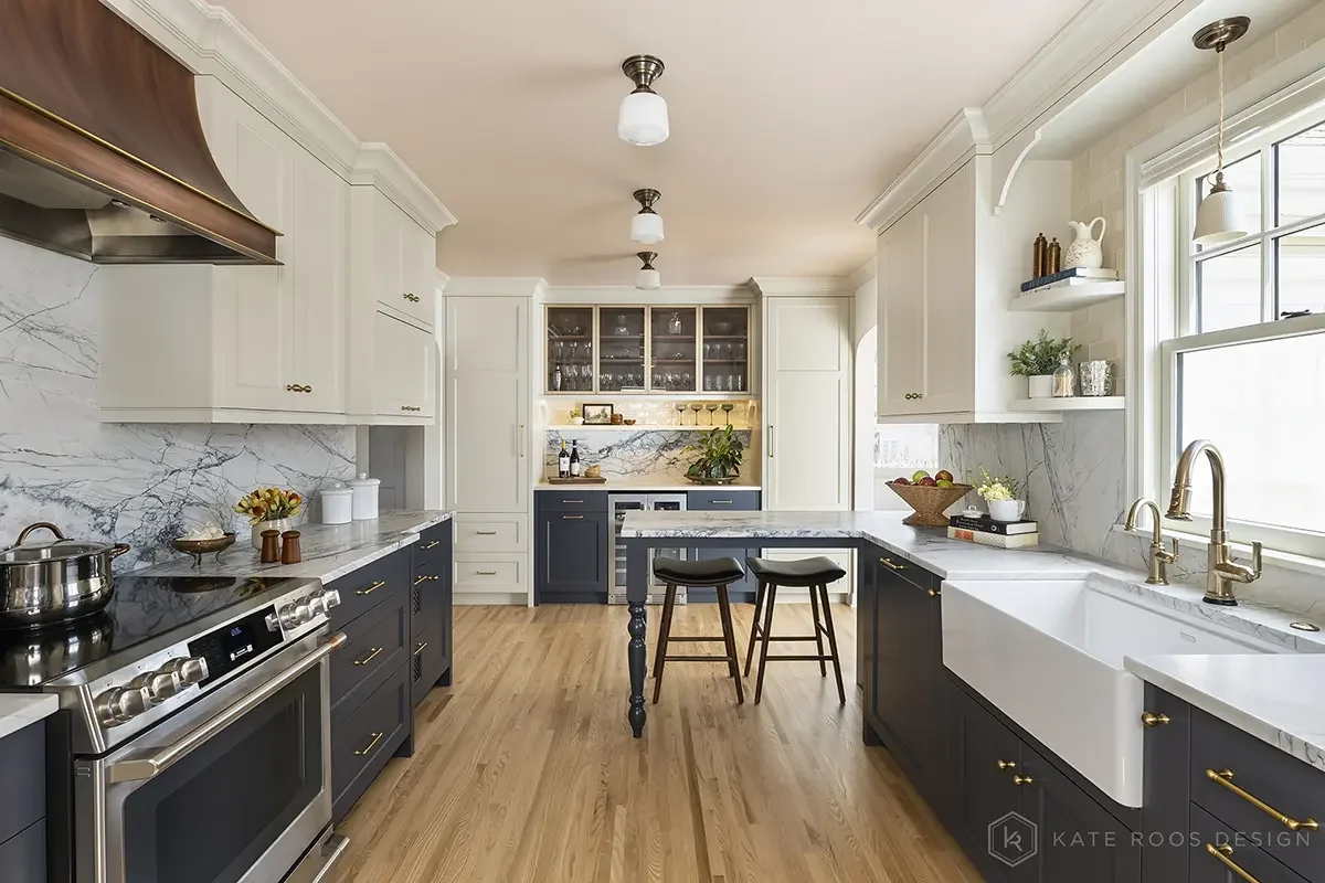 Classic Transitional Kitchen Remodel by Kate Roos Design — Project 1 project photo