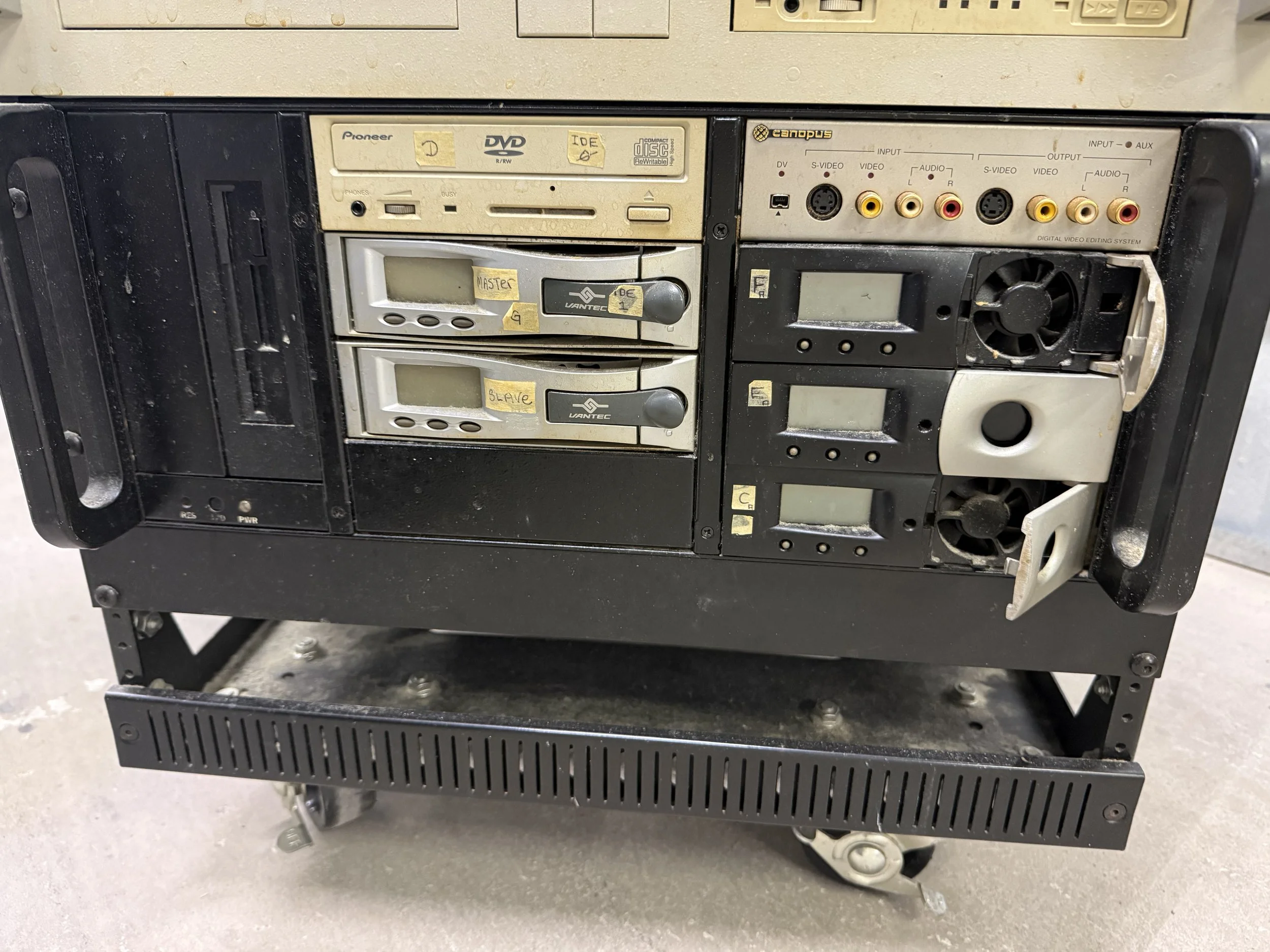 148.  Canopus Digital Editing System and Pioneer DVD player, not tested, as is smoking environment