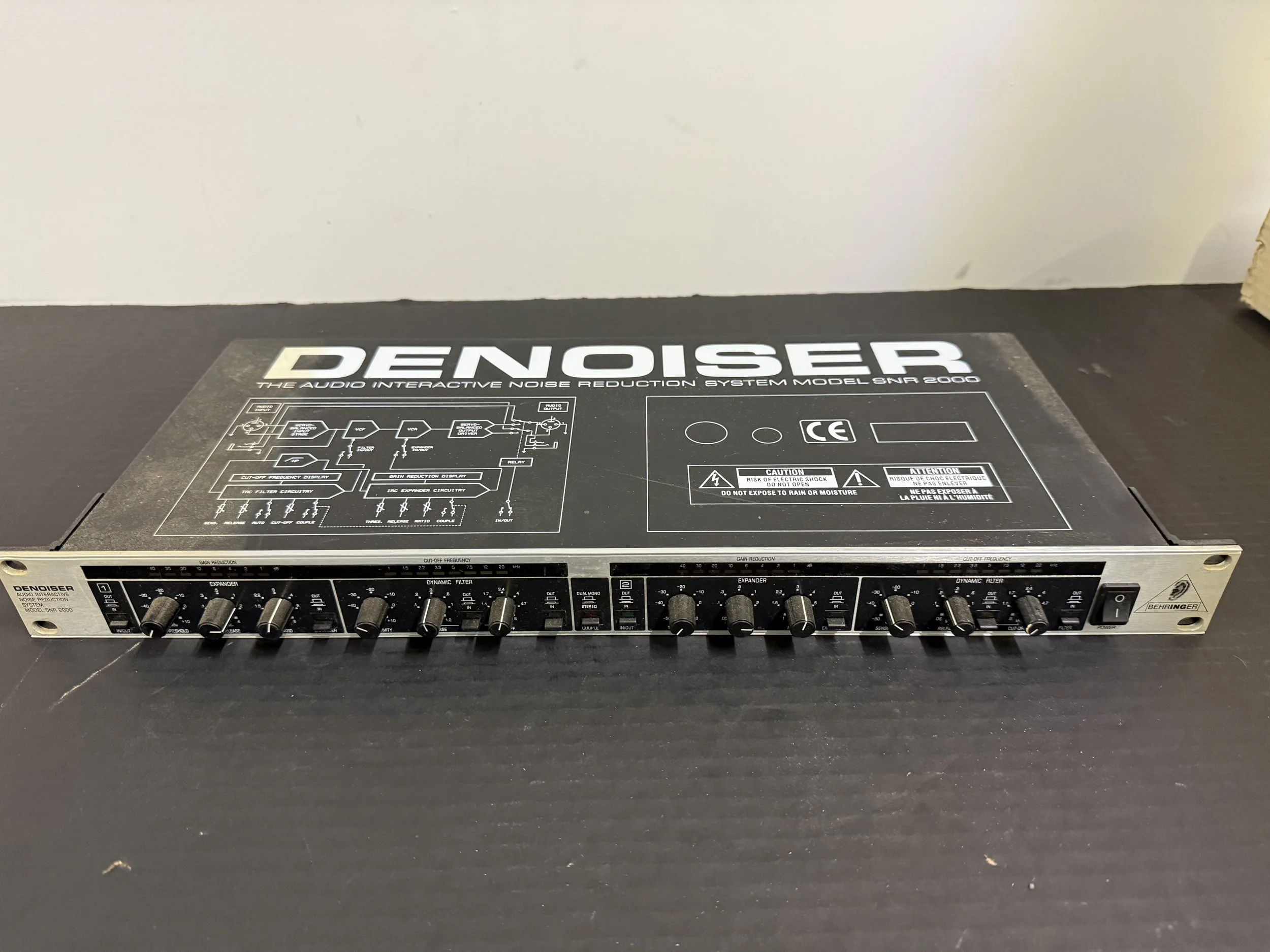 210.  Behringer Denoiser model SNR2000, not tested, as is smoking environment