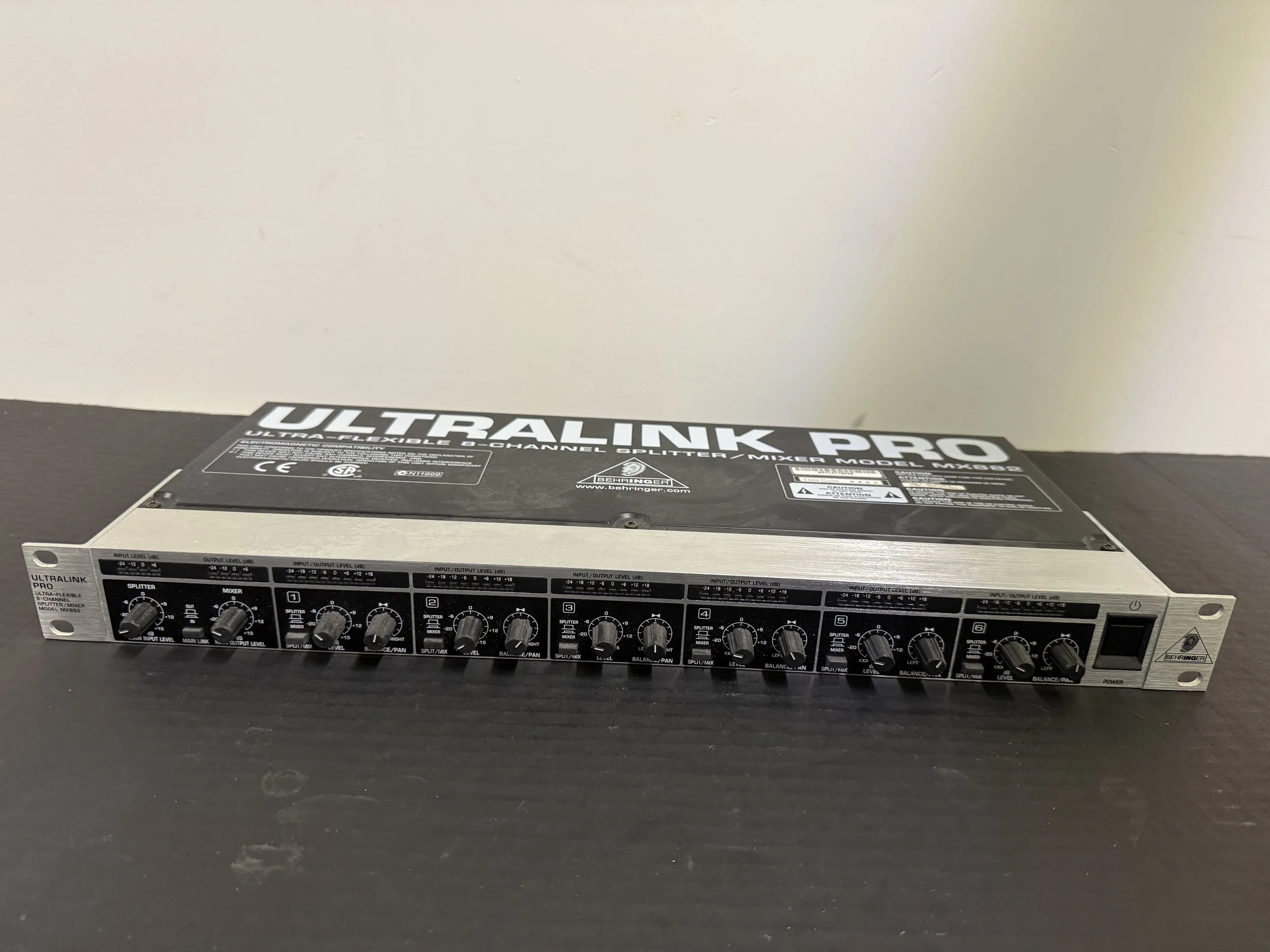 174.  Ultralink Pro Ultra flexible 8 channel splitter/mixer, model MX882, not tested, as is smoking environment