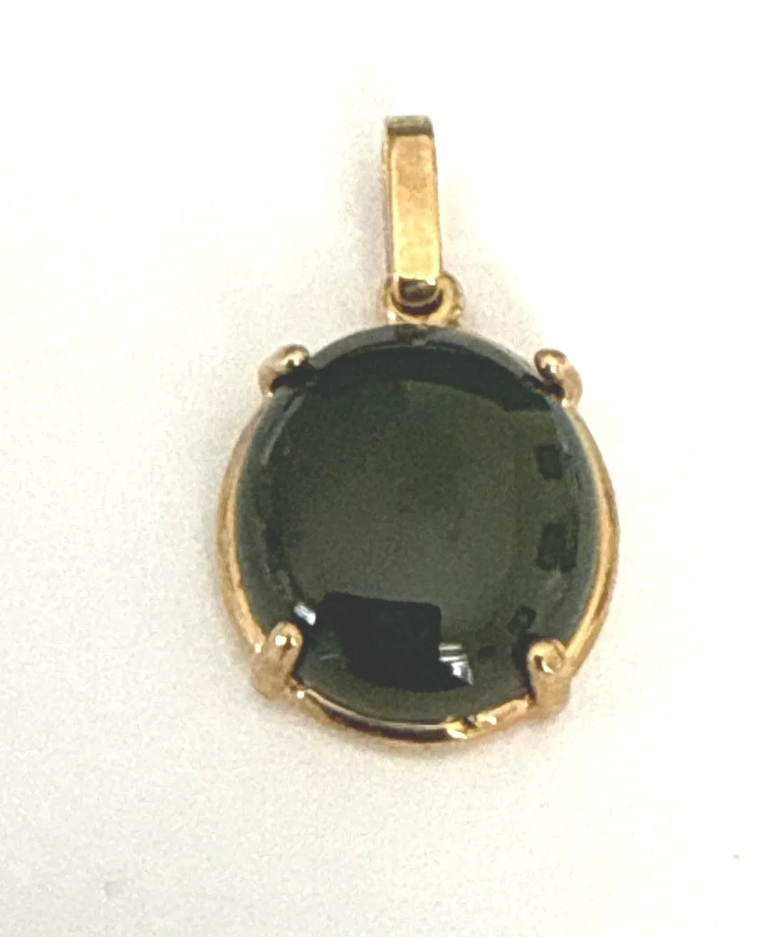 267.  Nephrite pendant, 4.0 ct, 2.4 grams, verbal appraisal $695