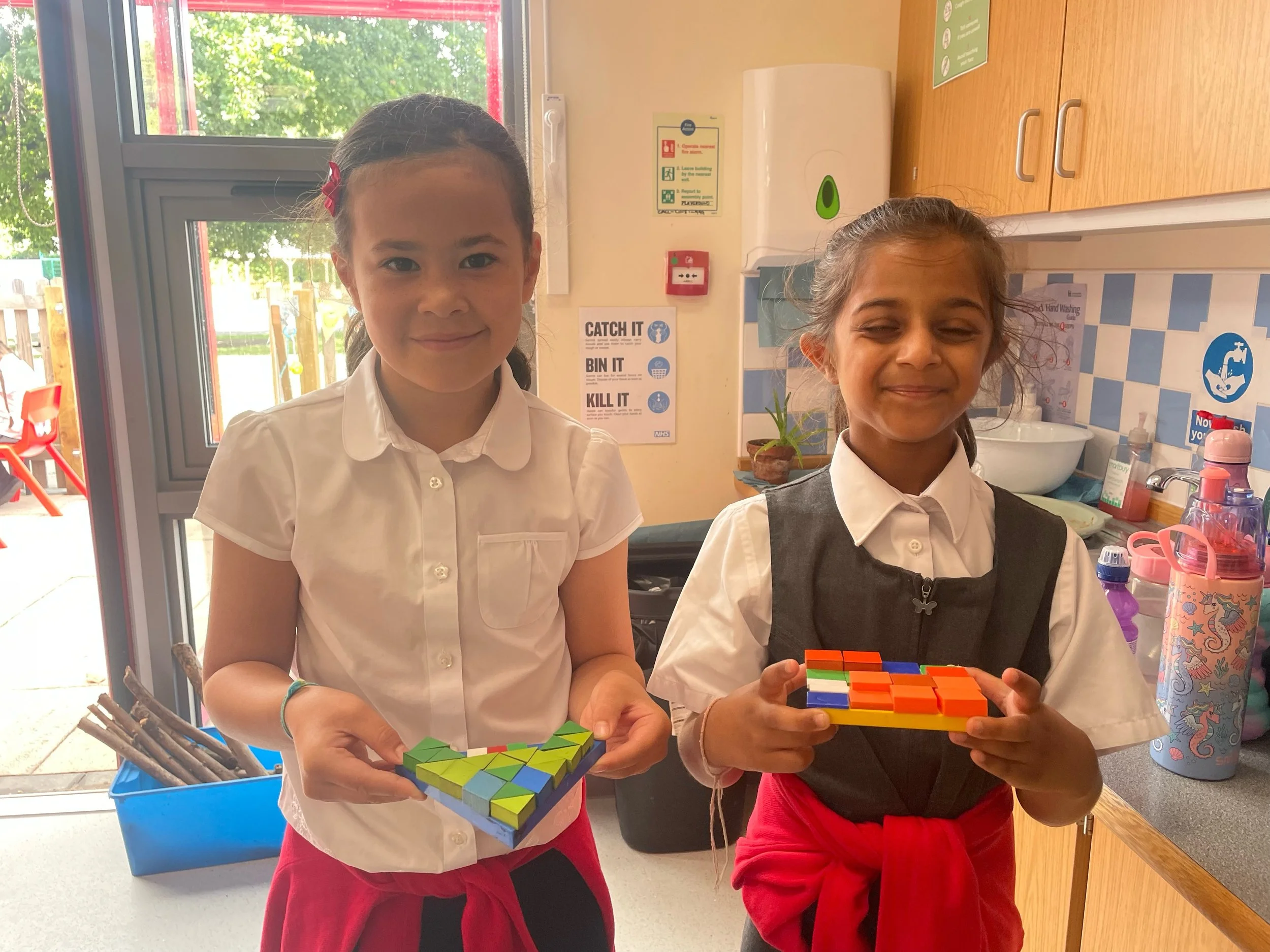 How can we make a mosaic pattern?