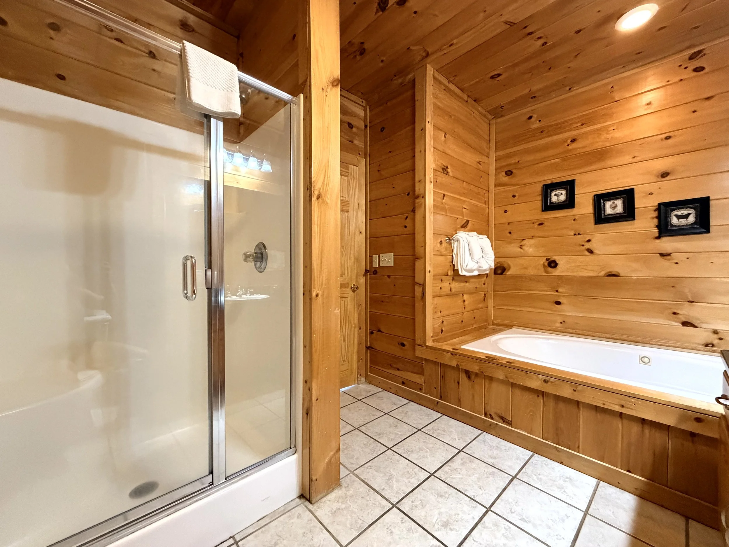 4 Bath (1).jpg