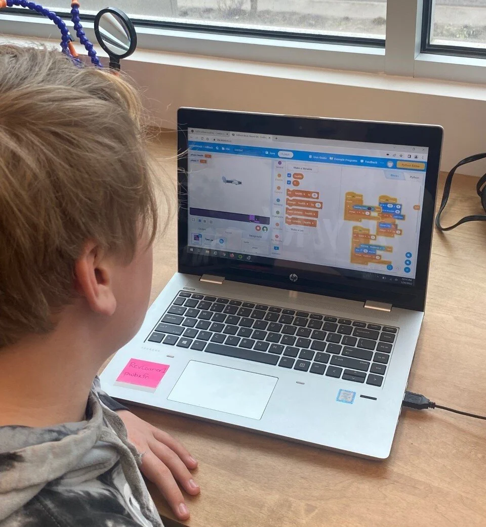 Block coding at spring break camp.
Big shout out to @okanagancollege for the laptop loan and to Janice Jarvis for her very generous student sponsorship contribution π₯° The kids are having a blast.
#TheRealStoke #STEMlearning #springbreakcamp #gamed
