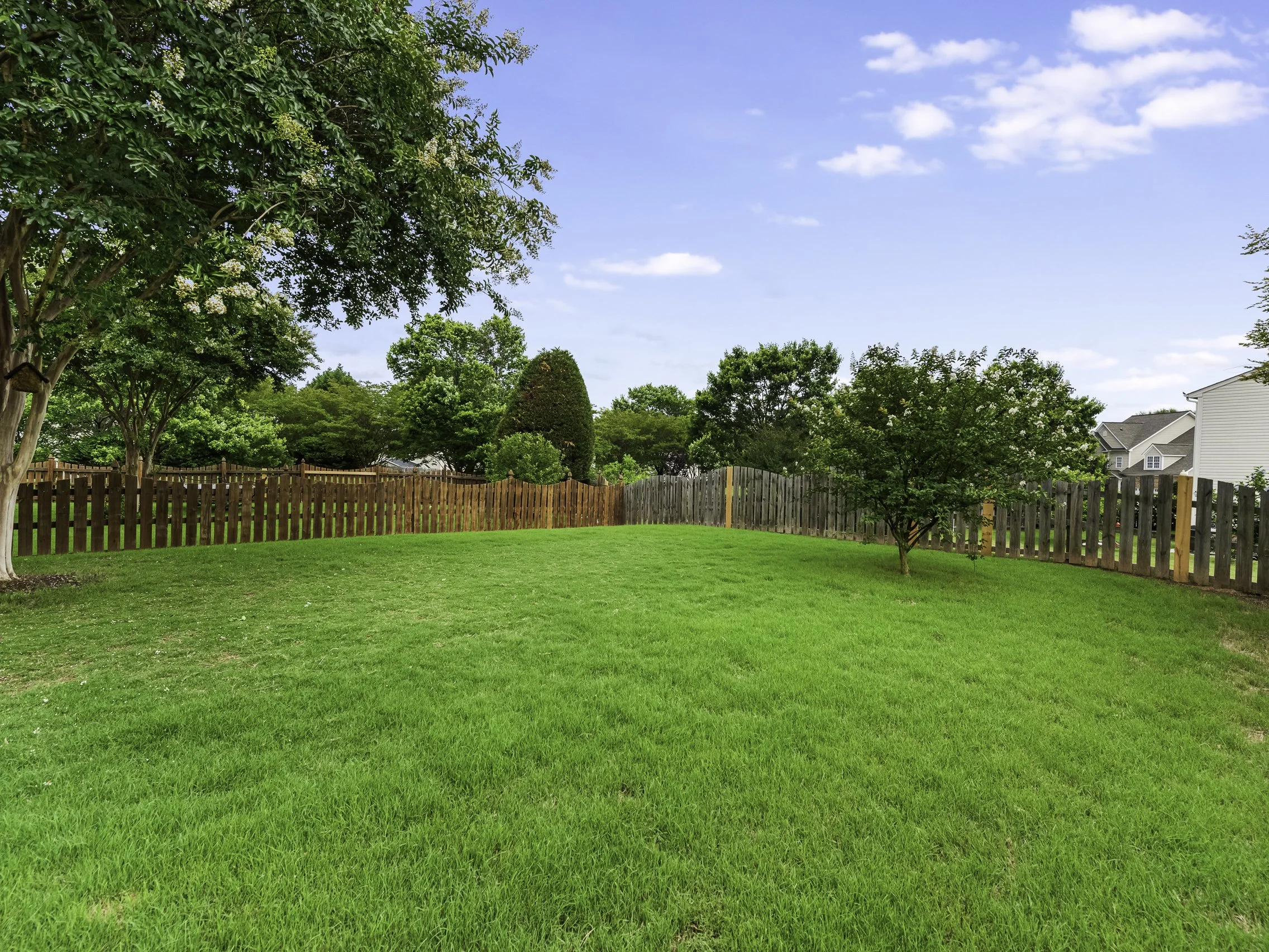 1100 Mountain Laurel Ct-38.jpg