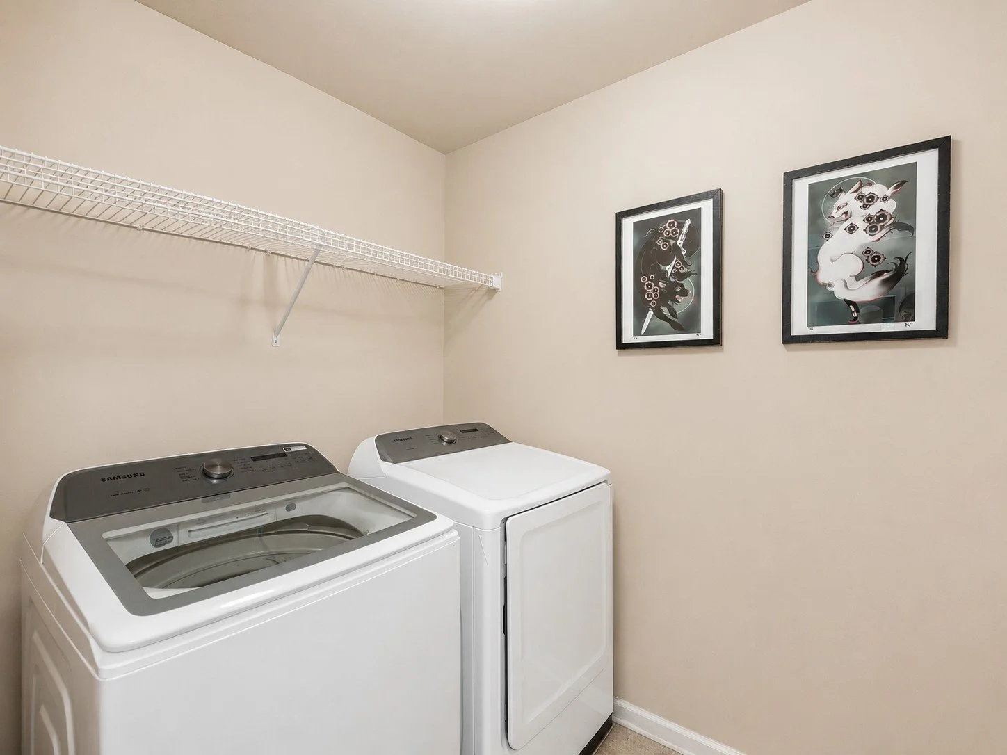 chat laundry room.jpg