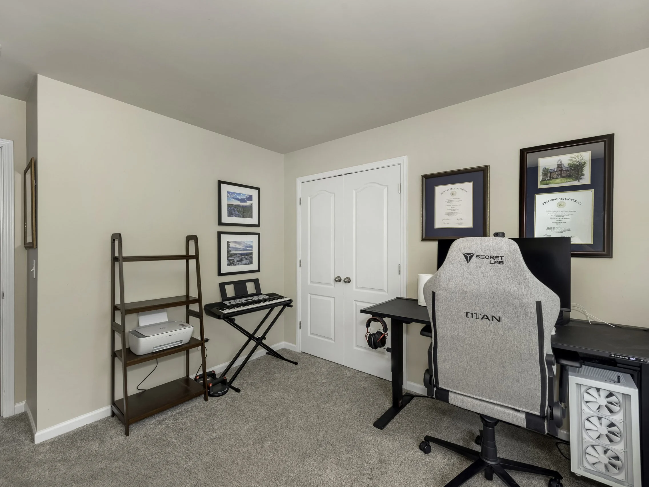 1100 Mountain Laurel Ct-25.jpg