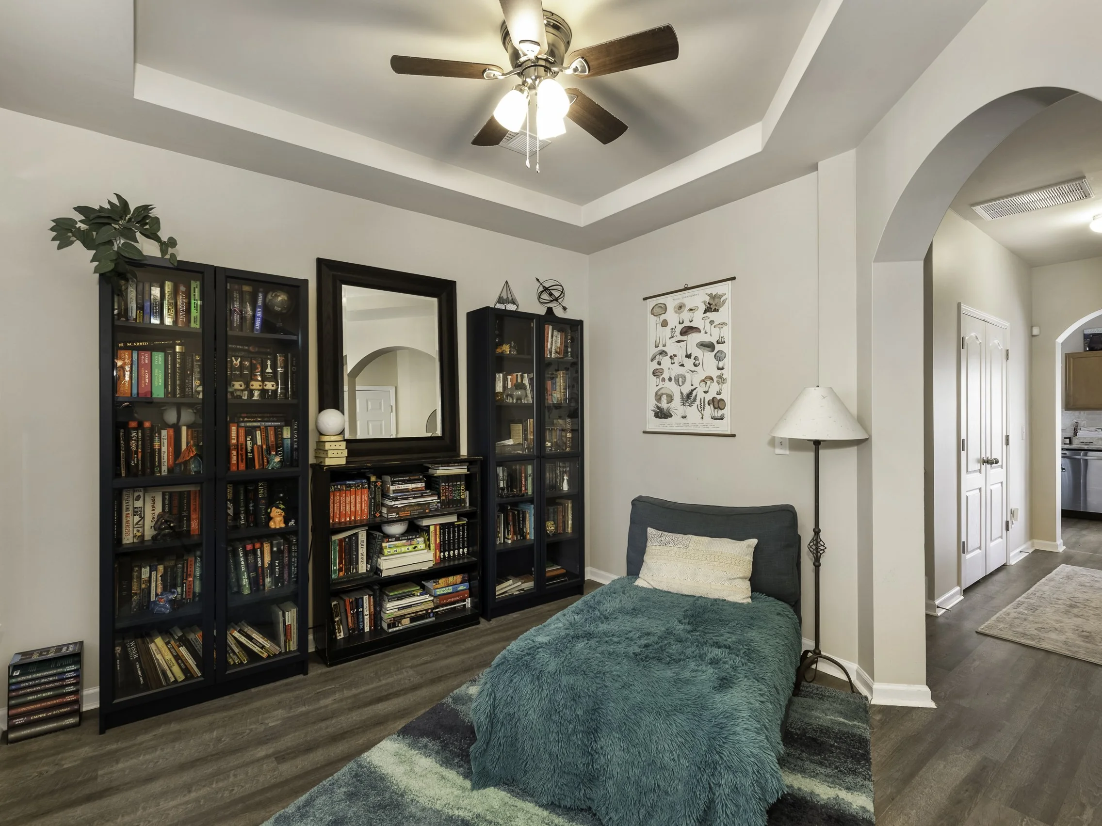 1100 Mountain Laurel Ct-3.jpg