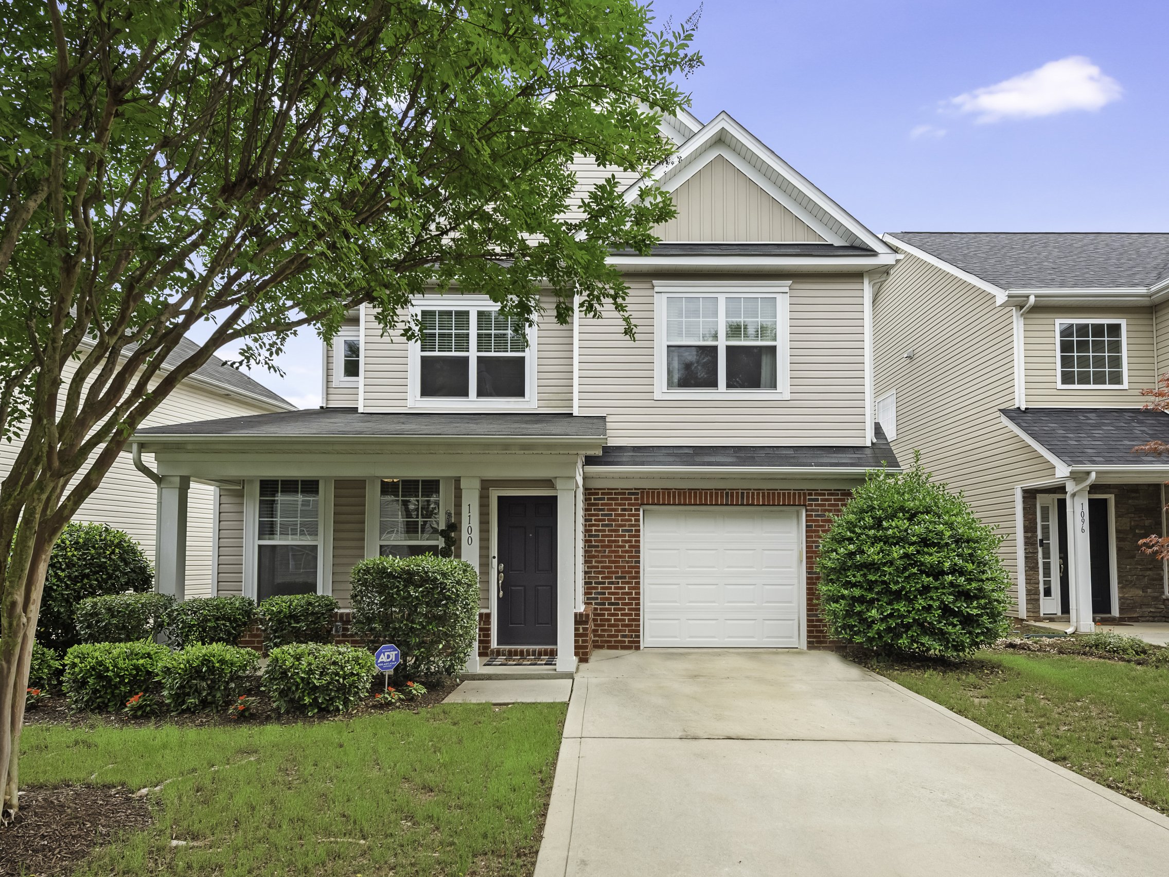 1100 Mountain Laurel Ct-1 (1).jpg
