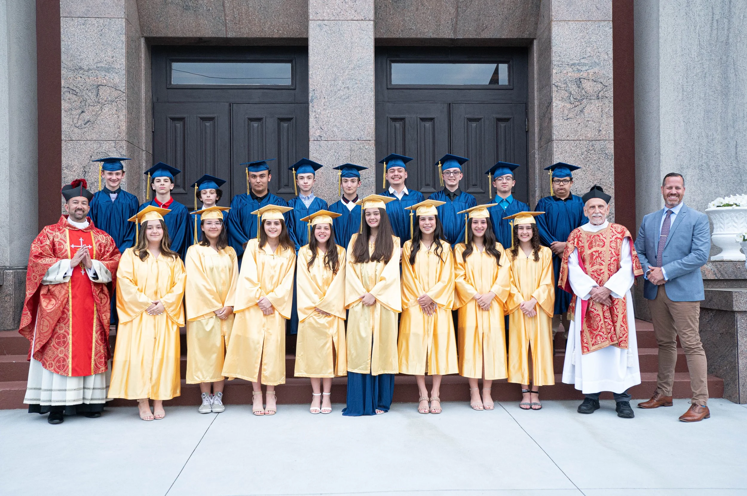 GRADUATION 2023-2.JPG