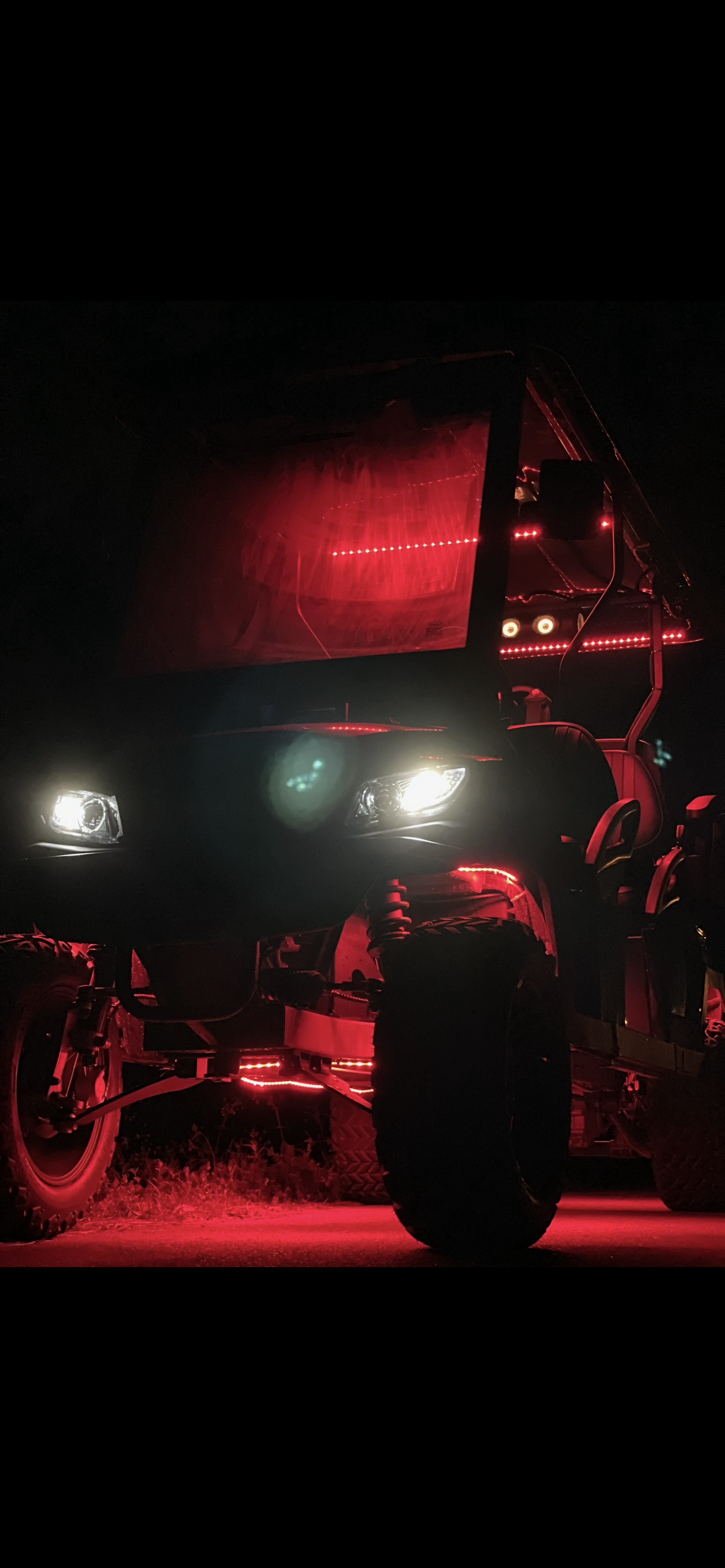 Vertical Drop Black with Red Lights.PNG