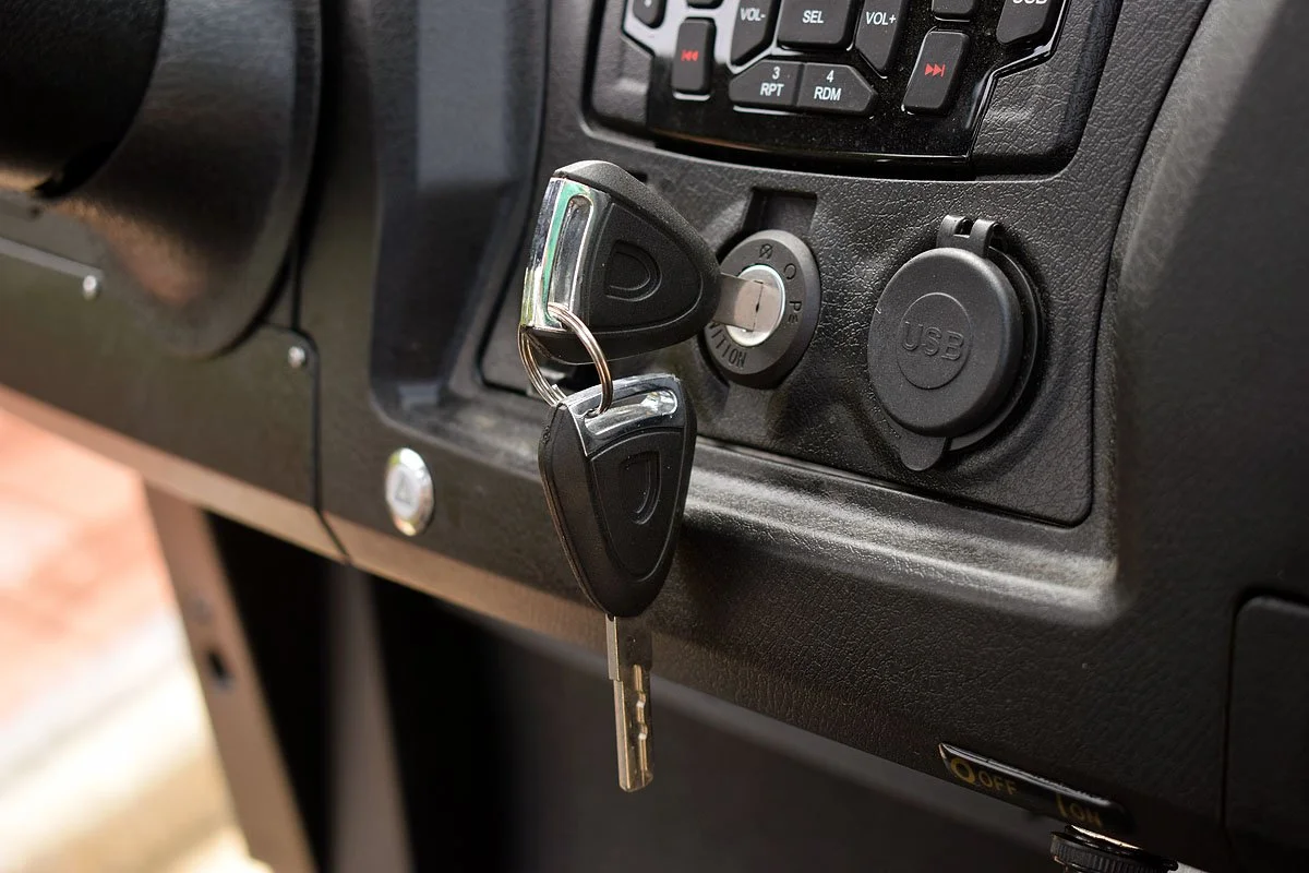 Bintelli Beyond Ignition Switch Close Up.jpg