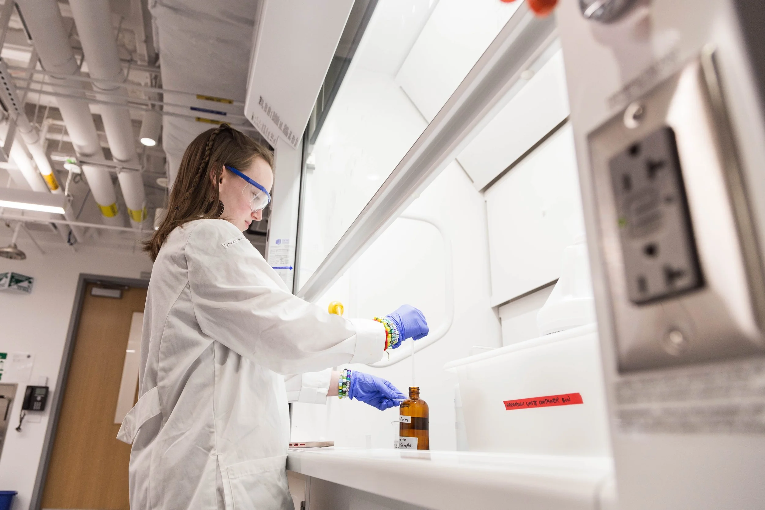 chemistry-lab-0996.jpg