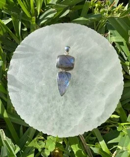 Sterling Silver Labradorite Pendant