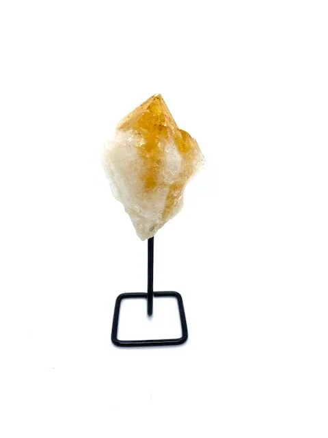 MIN-citrinepointonpin.jpg