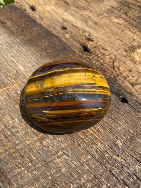 XL Tiger Iron Tumbled Stone