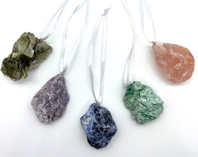 5 pc. Assorted Raw Mineral Ornaments