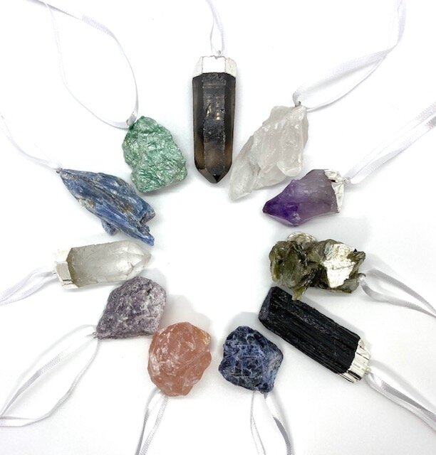 10 pc. Assorted Raw Mineral Ornaments