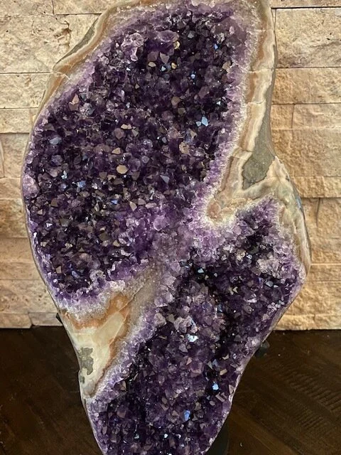 MIN-amethystonmb60a.jpg