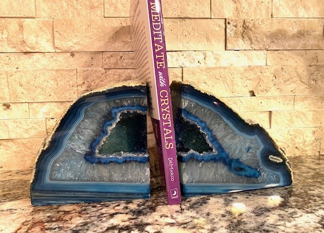 PG-blueagatebookend01.jpg
