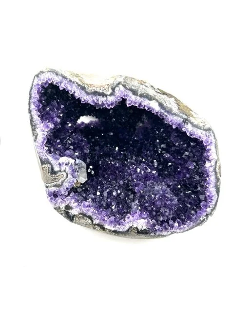 MIN-amethystgeode01.jpg