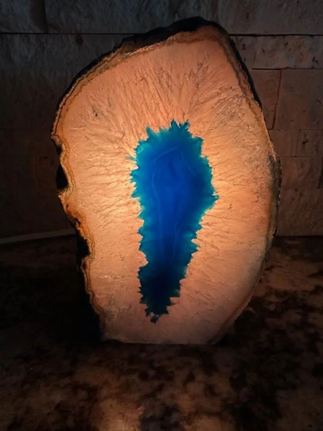 Lamp-blueagate05a.jpg