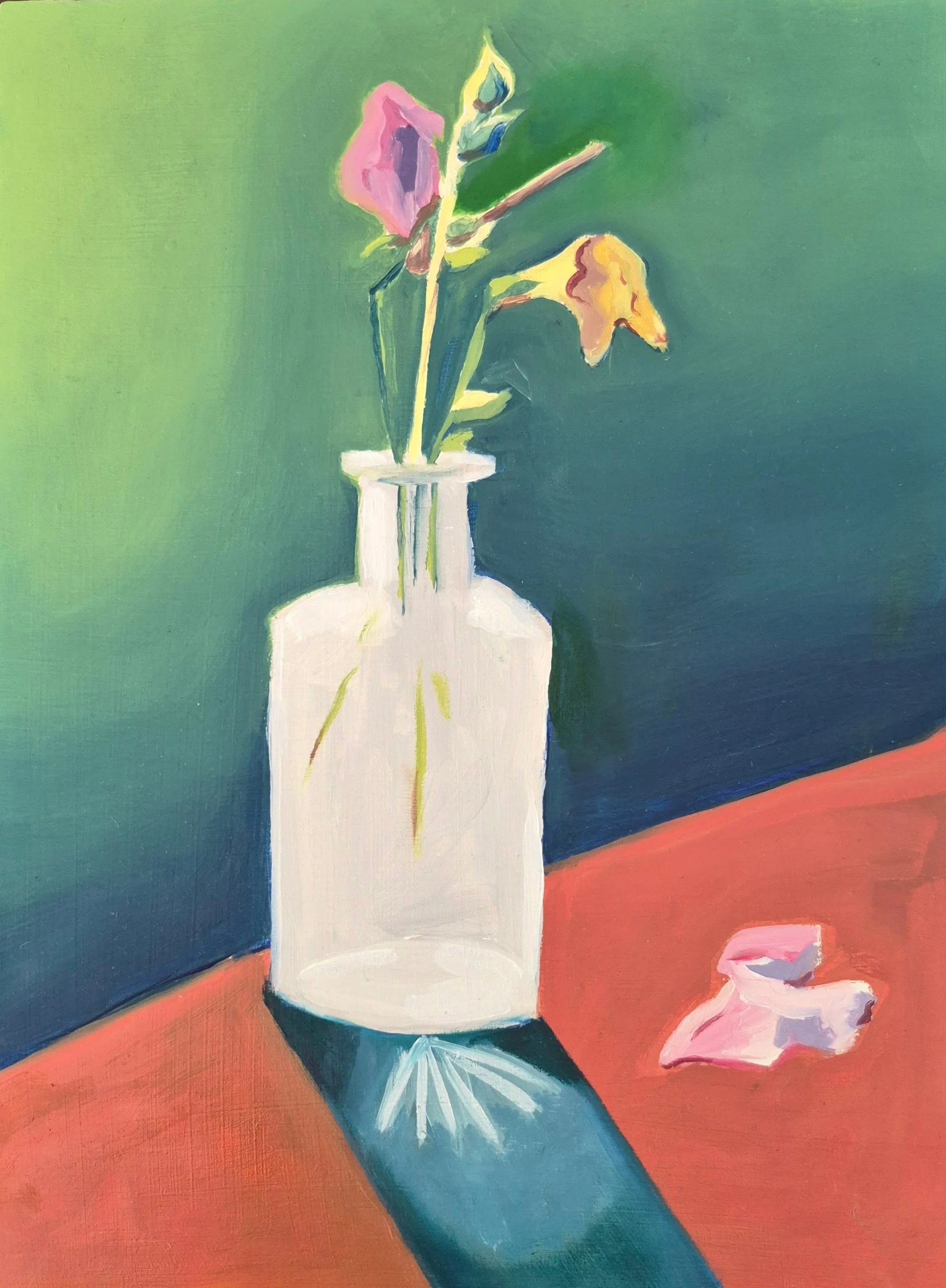 Painting of a white vase with flowers, placed on a table with a red surface, against a background with green and dark tones.
