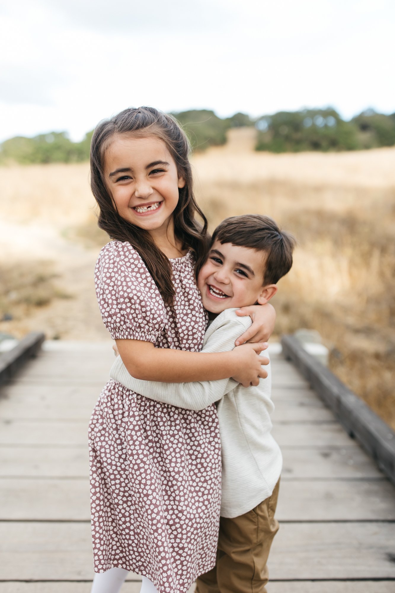 outdoor family outfit photo ideas from san francisco family photographer and marin family photographer Cristin More_8.jpg