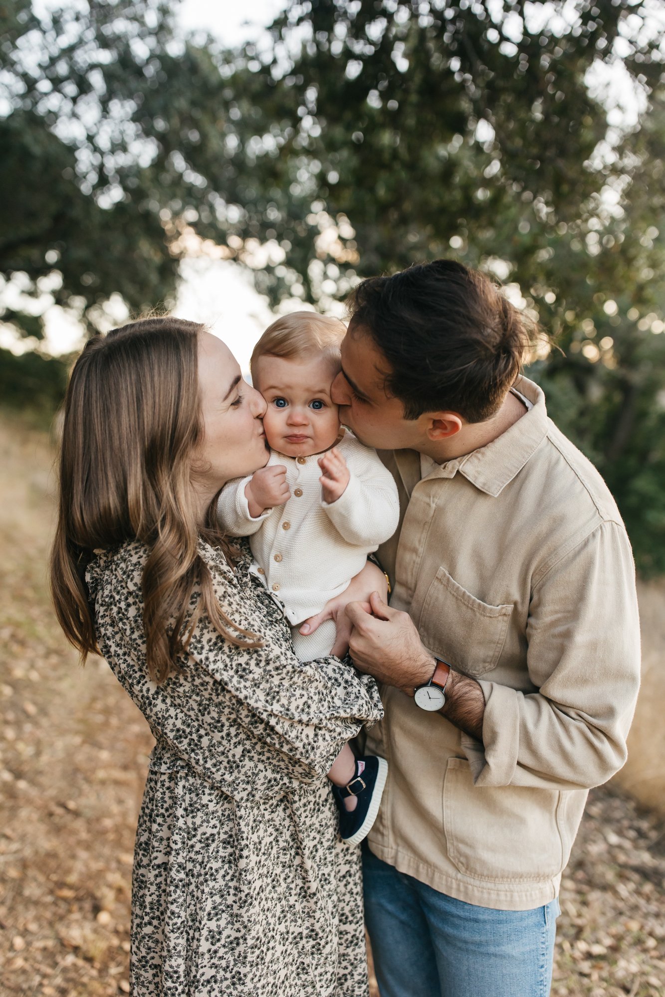 outdoor family outfit photo ideas from san francisco family photographer and marin family photographer Cristin More_10.jpg