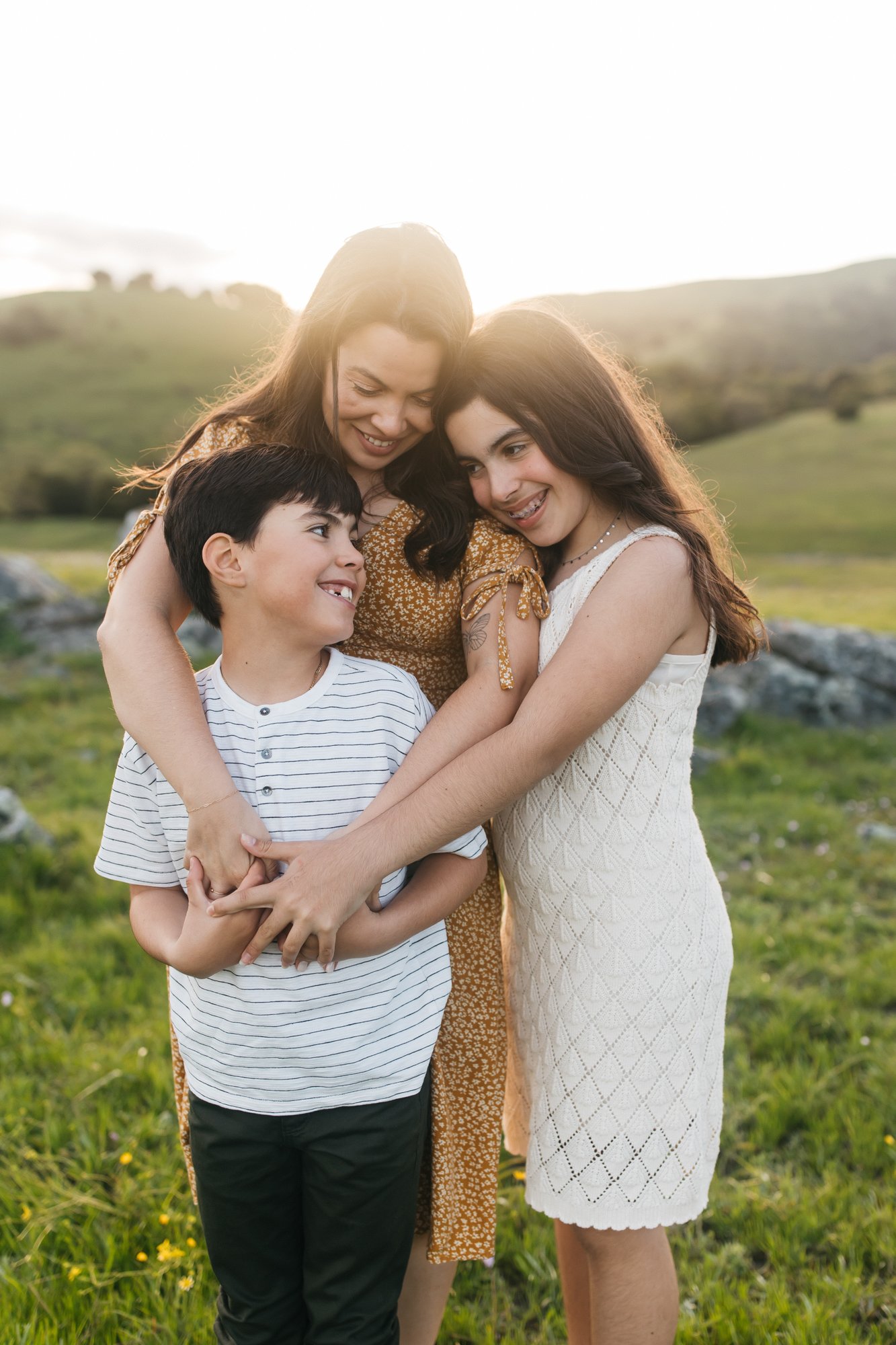 outdoor family outfit photo ideas from san francisco family photographer and marin family photographer Cristin More_11.jpg