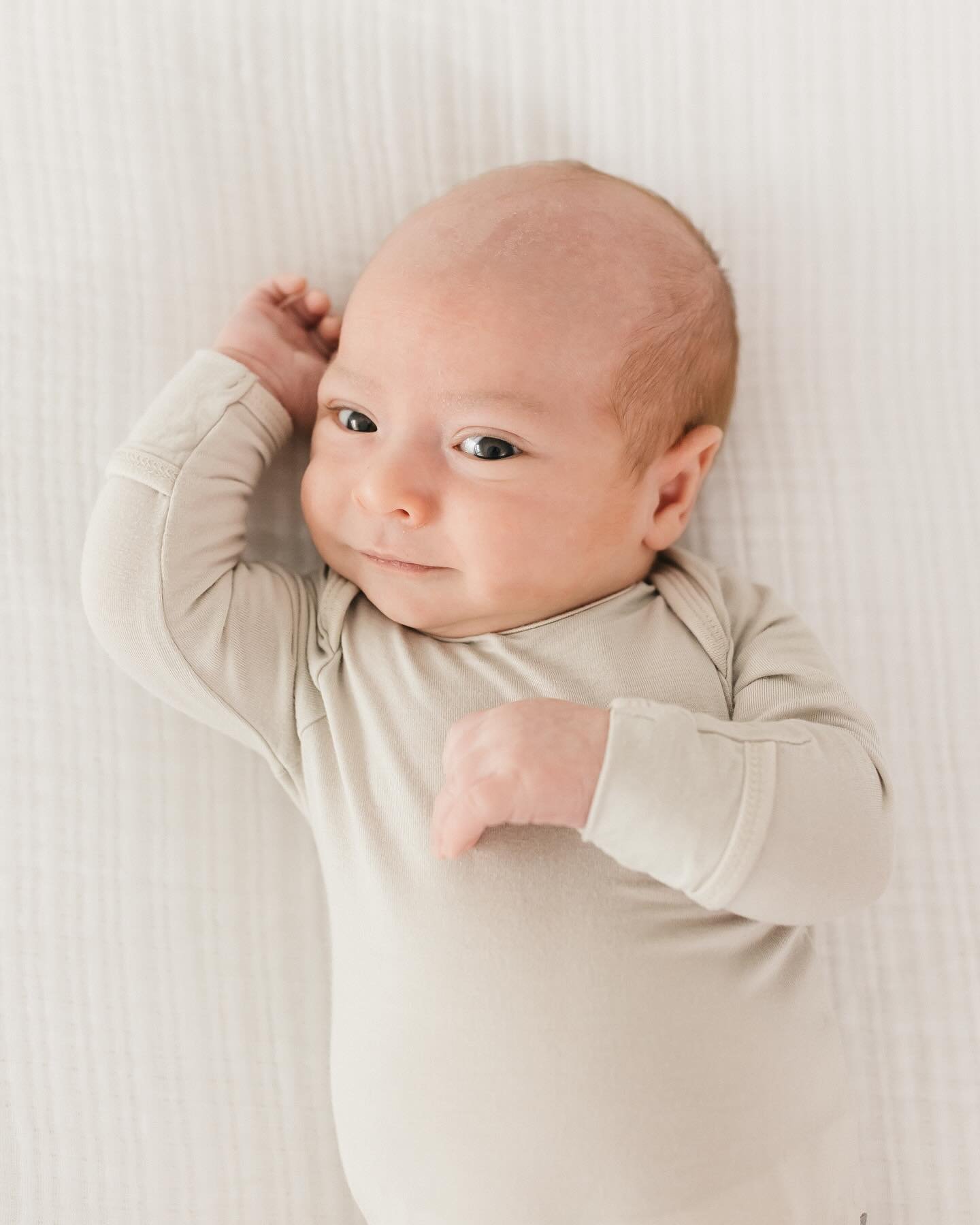 Are you expecting a baby and looking for timeless, joyful newborn photos?

I&rsquo;m your gal!

As a Marin and San Francisco newborn photographer with over a decade of experience, I meet your family where you are most comfortable, either in your home