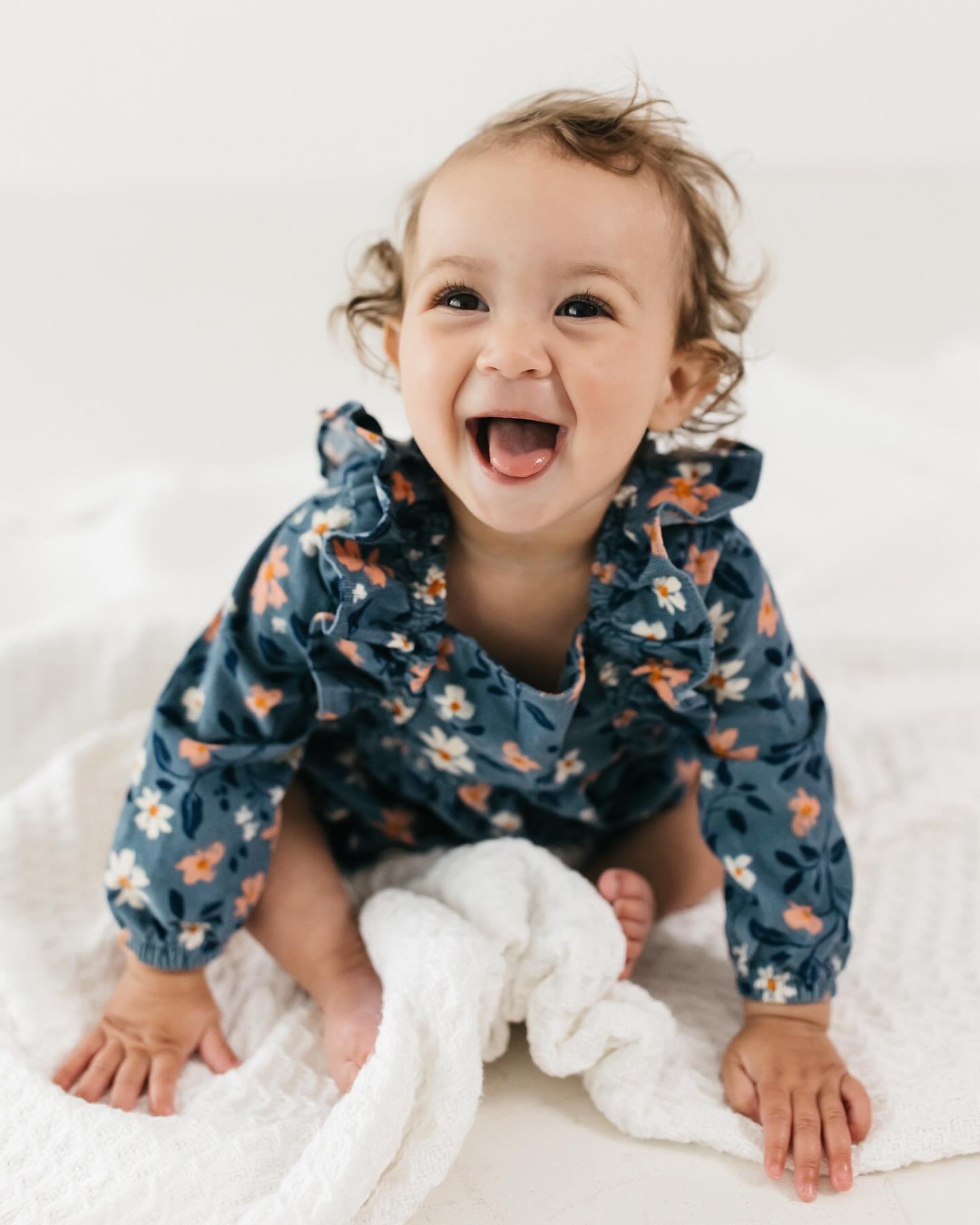 ☔️ Rainy season is here! ☔️ 

It may seem like this could wreck my schedule, but this is the time for cozy in-home sessions and timeless studio minis. 

While all of my outdoor sessions are sold out for the year, I do still have some in-home newborn 