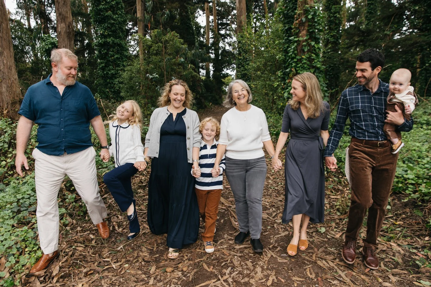 extended family photos in san francisco 2025-13.jpg