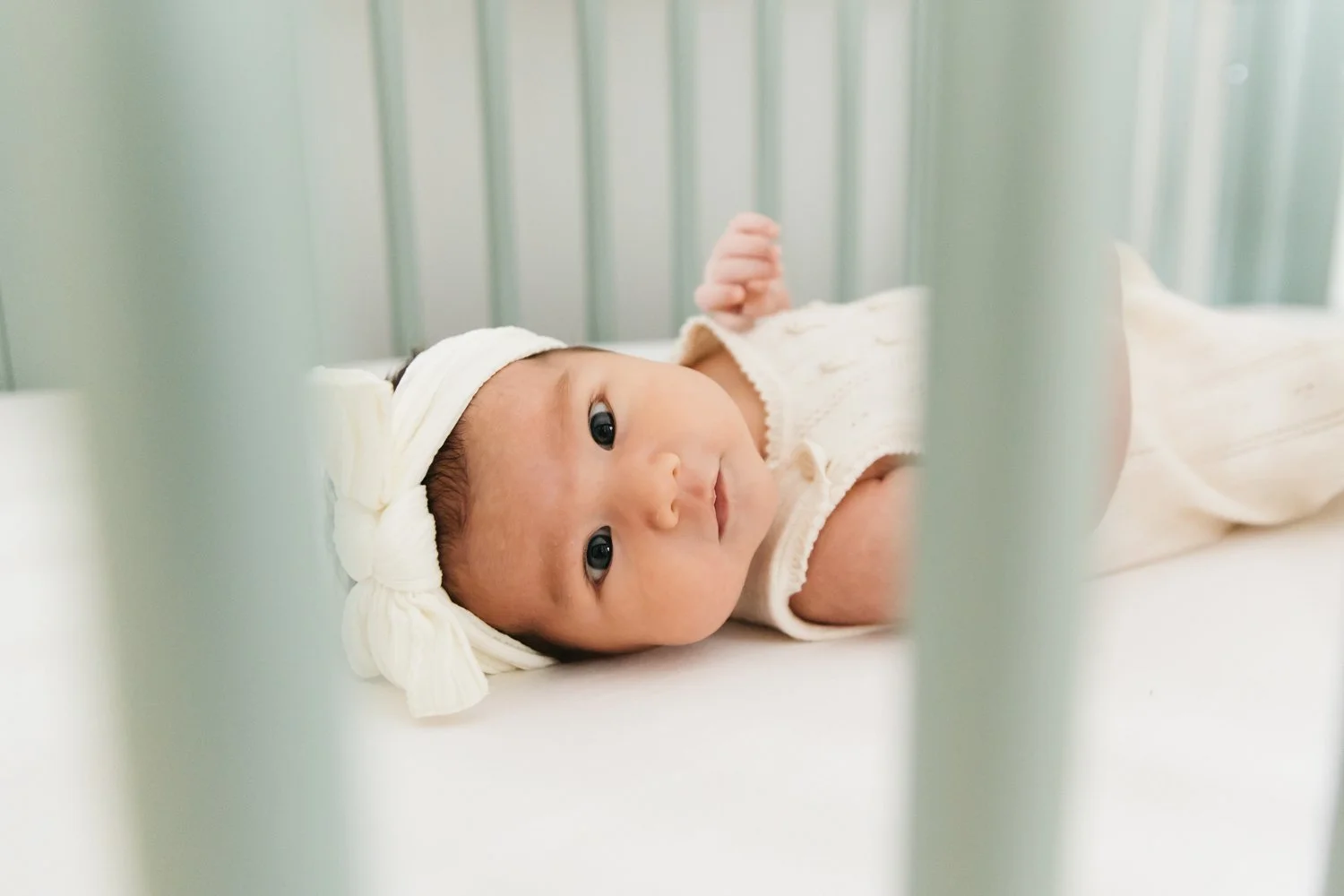 newborn baby in susnet district apartment in san francisco-18.jpg
