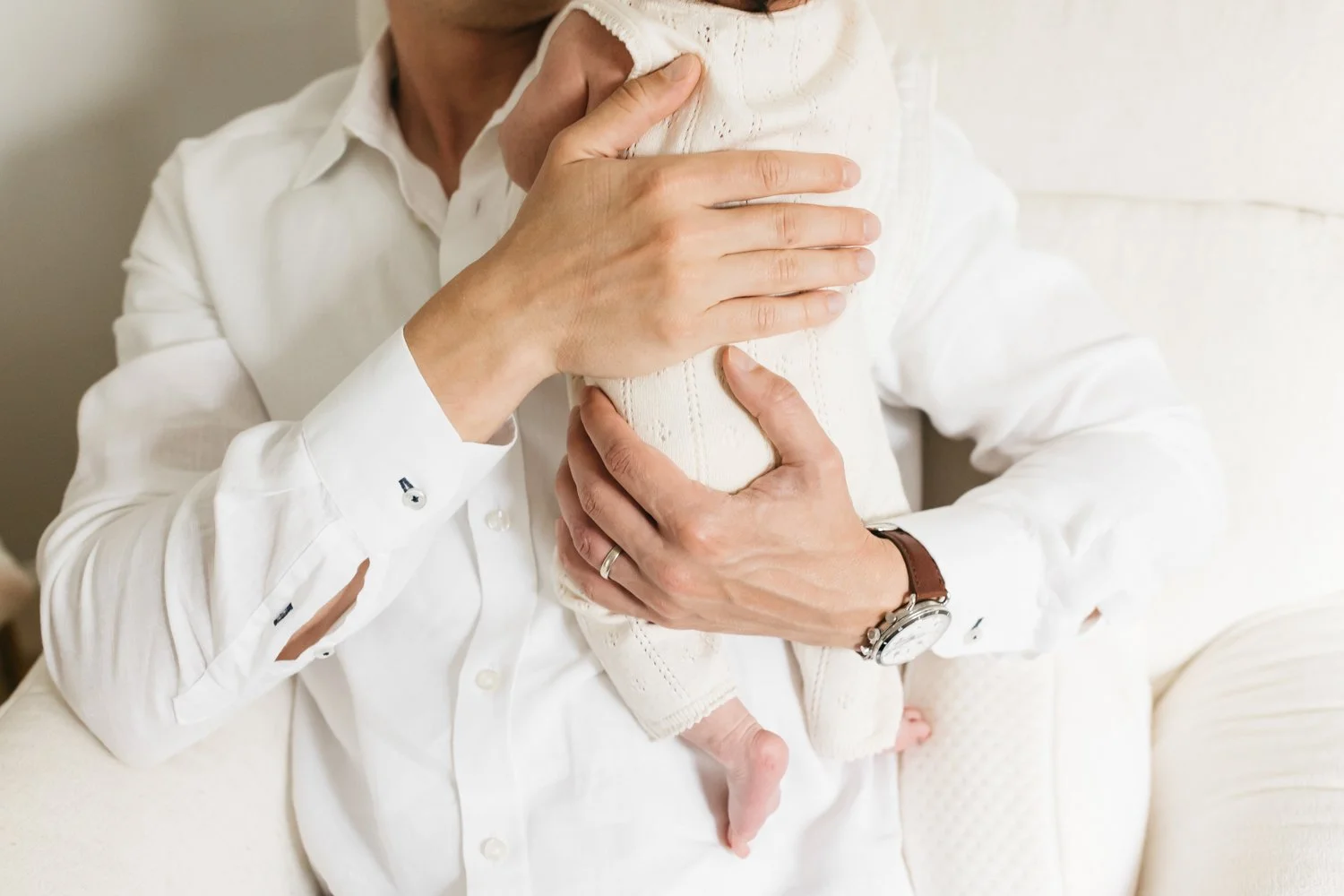 newborn baby in susnet district apartment in san francisco-20.jpg