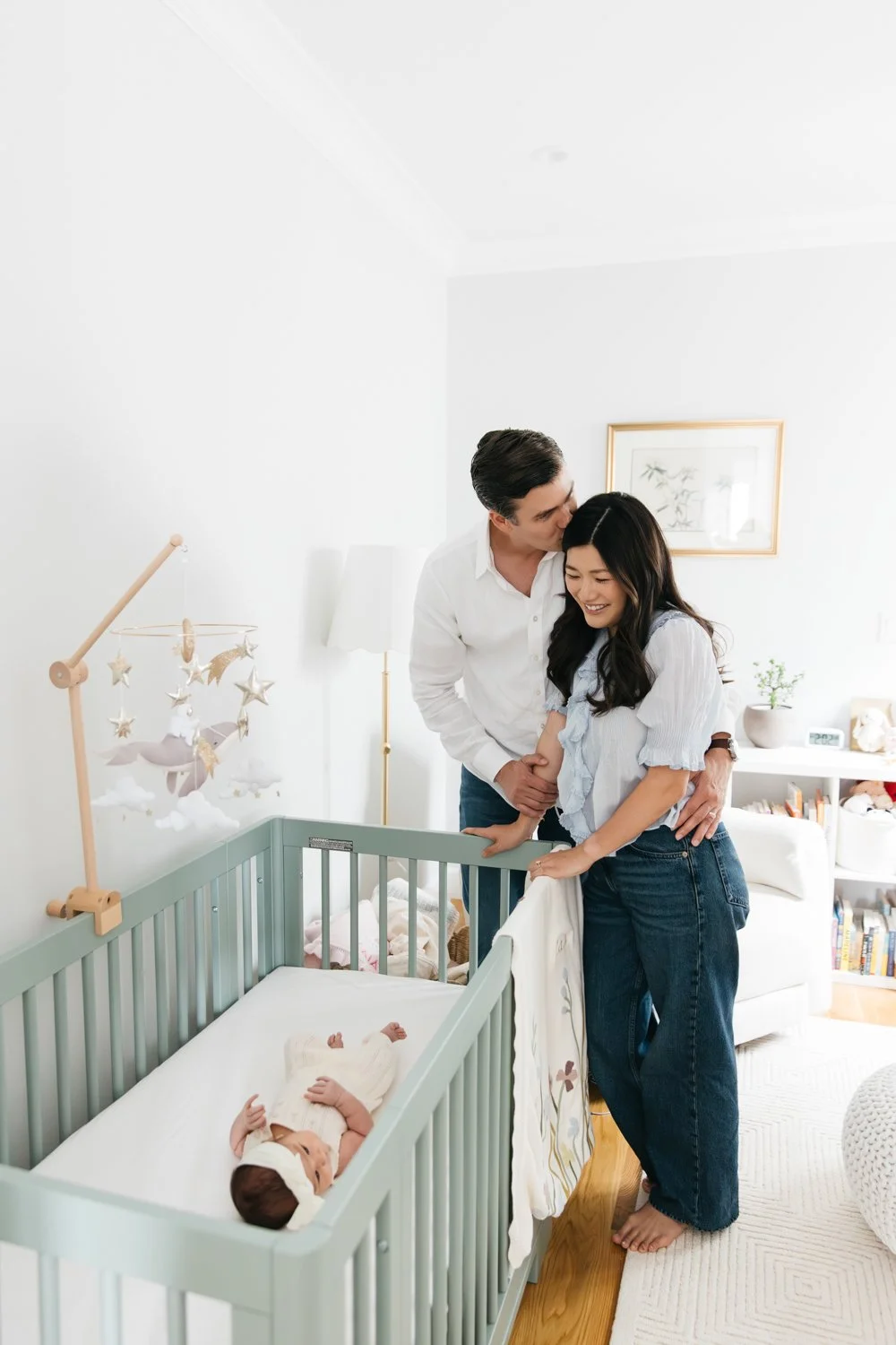 newborn baby in susnet district apartment in san francisco-17.jpg