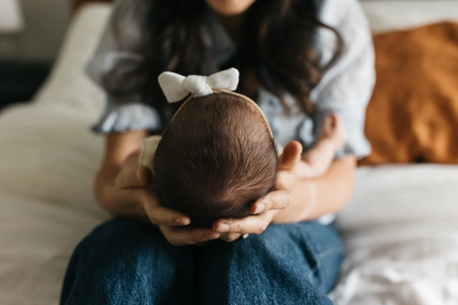 newborn baby in susnet district apartment in san francisco-39.jpg