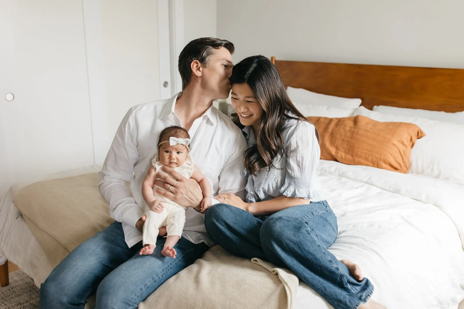 newborn baby in susnet district apartment in san francisco-48.jpg