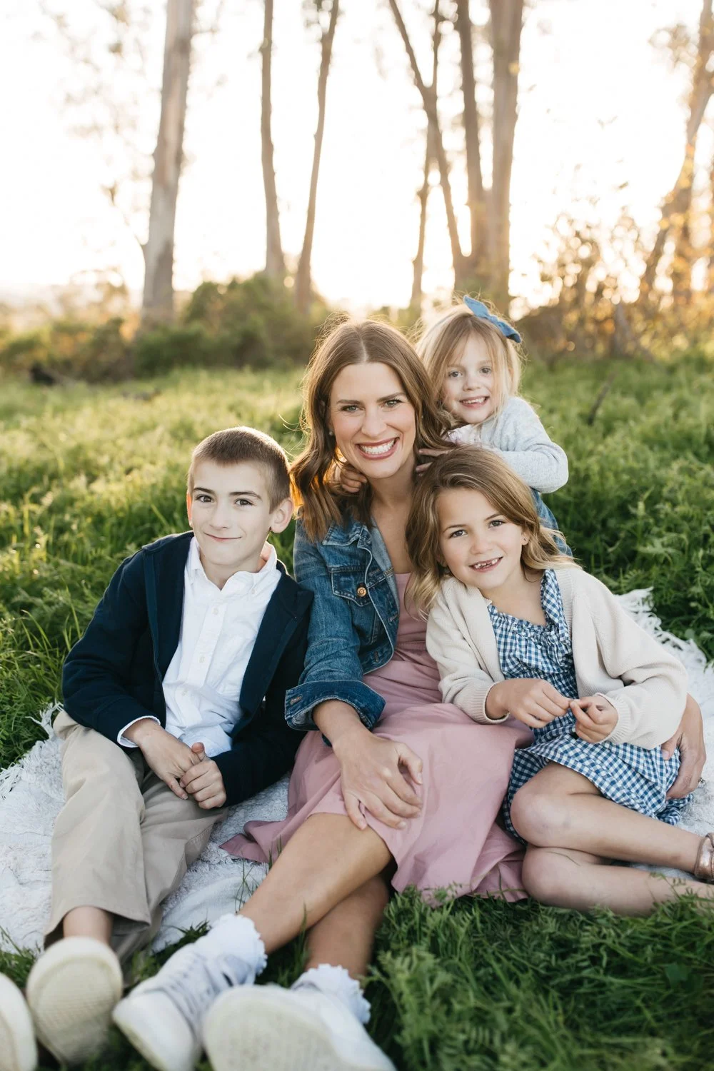 san rafael marin county family photographer with family of five in eucalyptus grove 2025_26.jpg