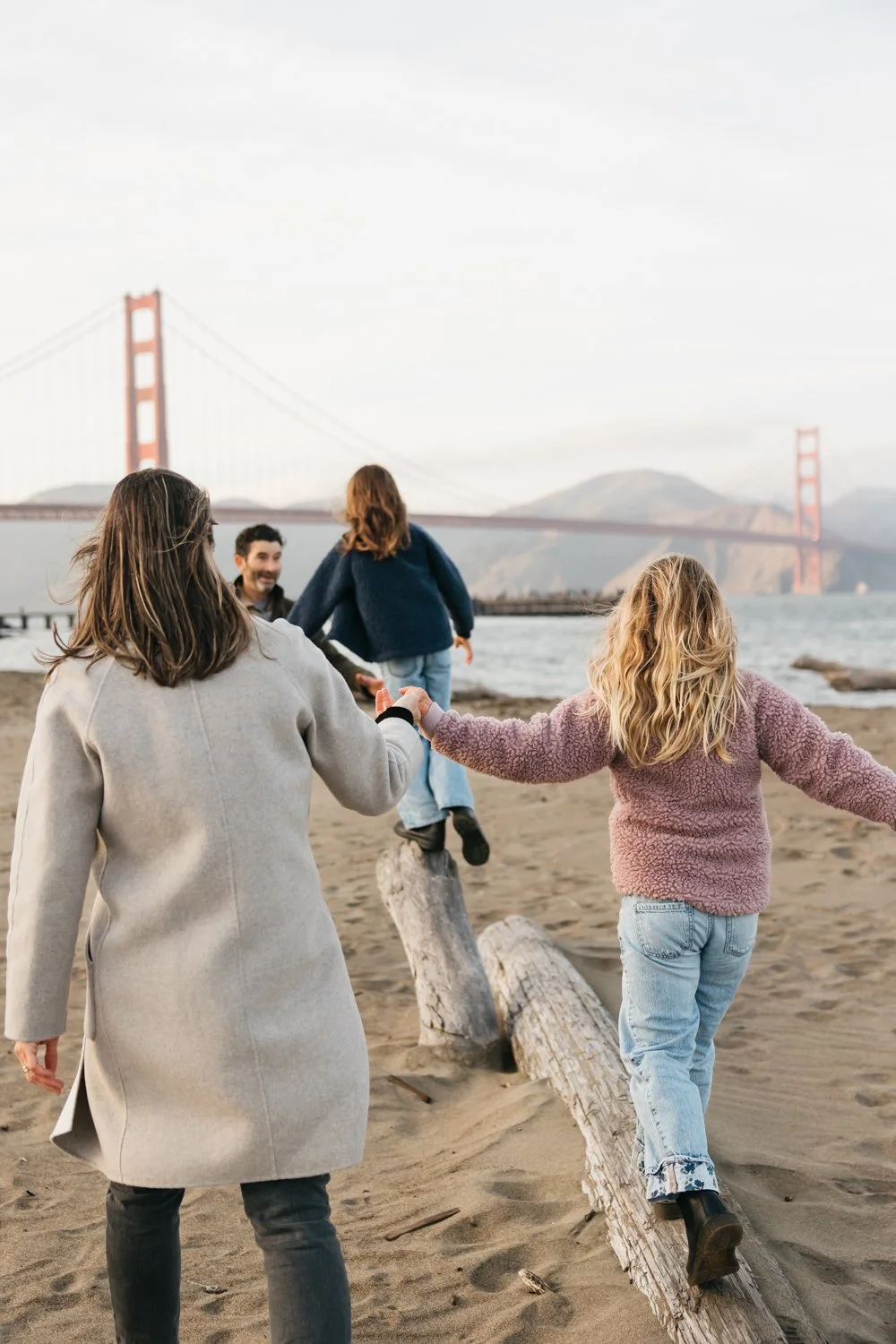 Golden Gate Bridge family photos in san francisco mini session 2025-39.jpg