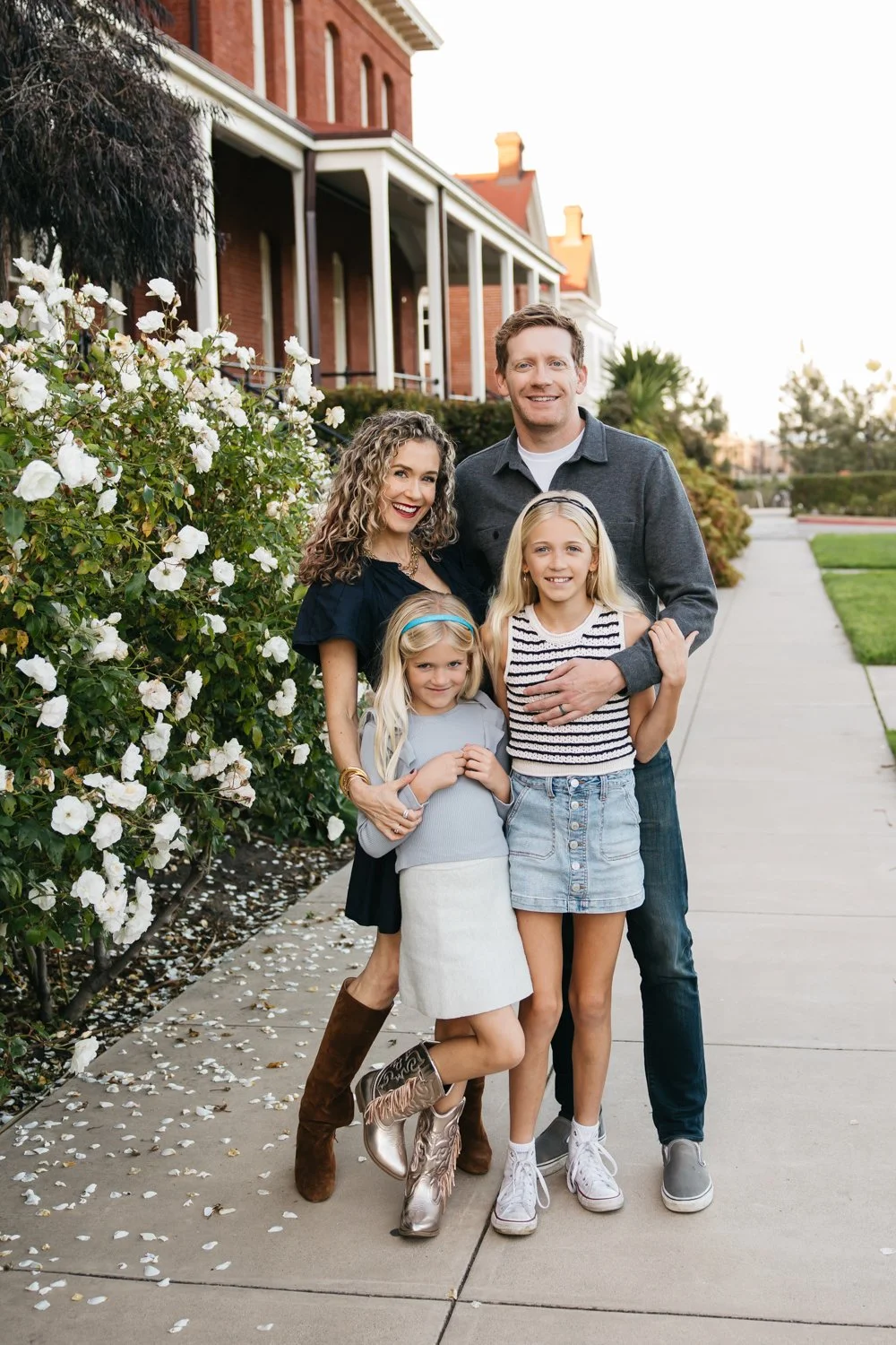 Presidio lawn family photos mini sessions in bay area-2.jpg