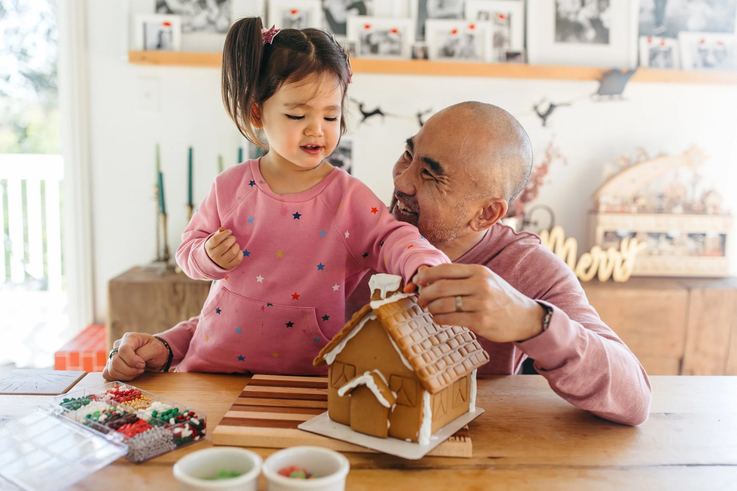 Holiday Tradition Mini Sessions