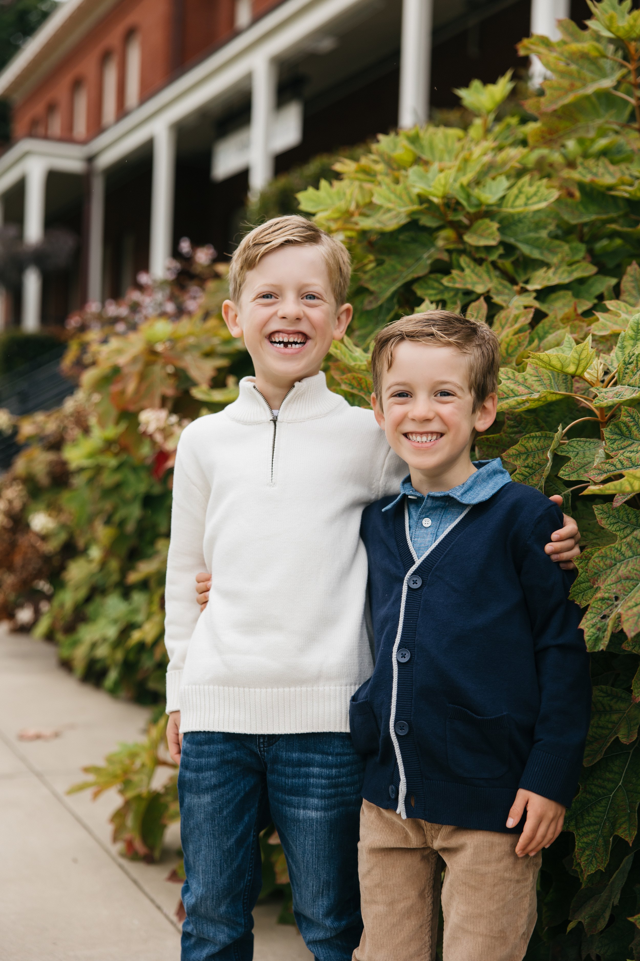 san francisco family photoshoot location idea presidio lawn-6.jpg