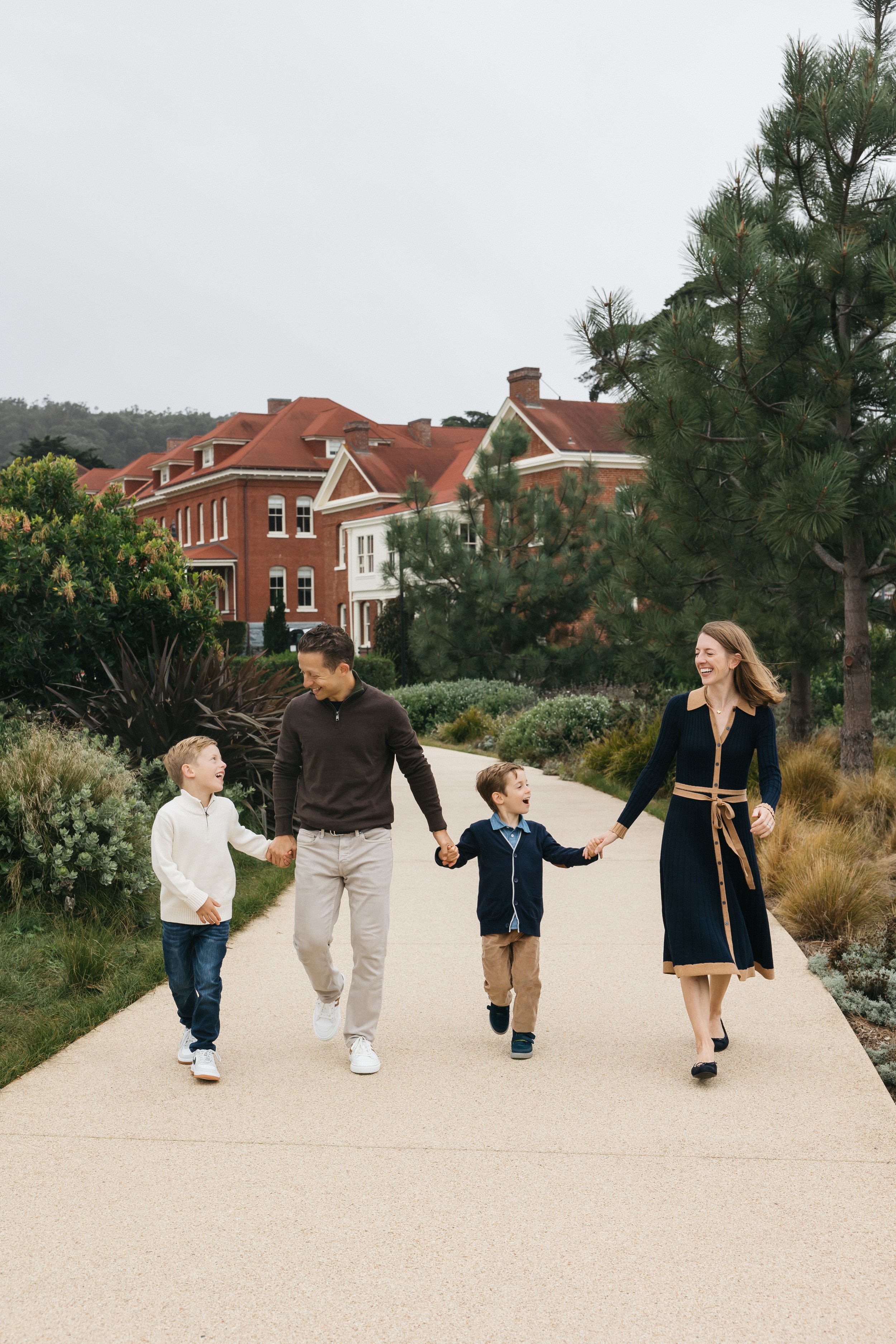 san francisco family photoshoot location idea presidio lawn-11.jpg