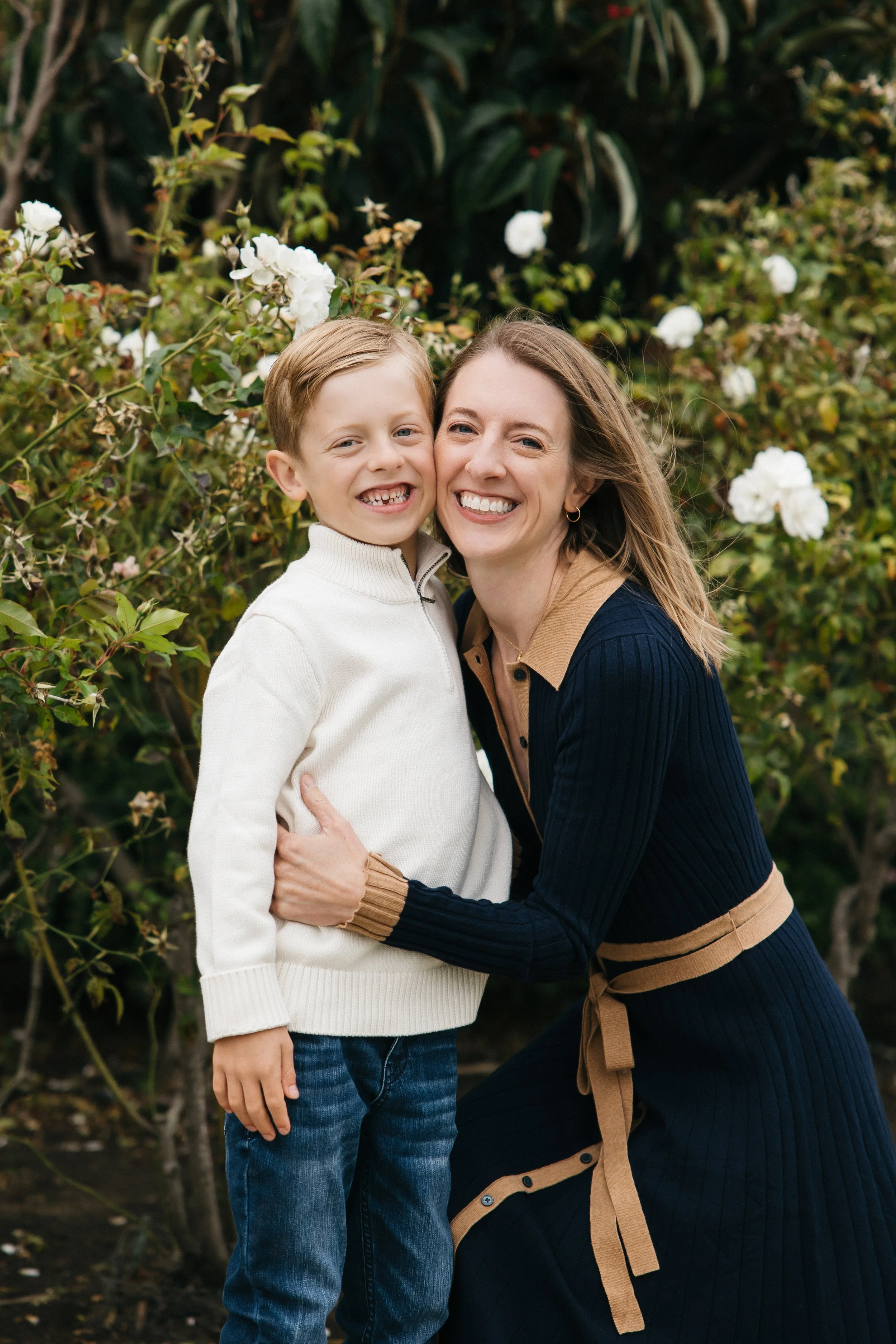 san francisco family photoshoot location idea presidio lawn-10.jpg