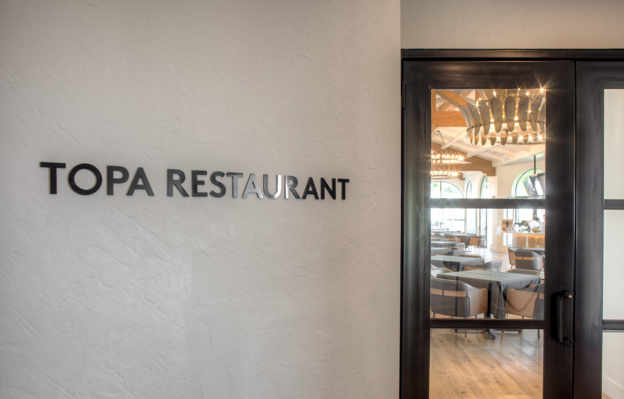 Entrance of Topa Restaurant at Spanish Hills in Camarillo, CA, a Howard's Rug Company of Ventura flooring project