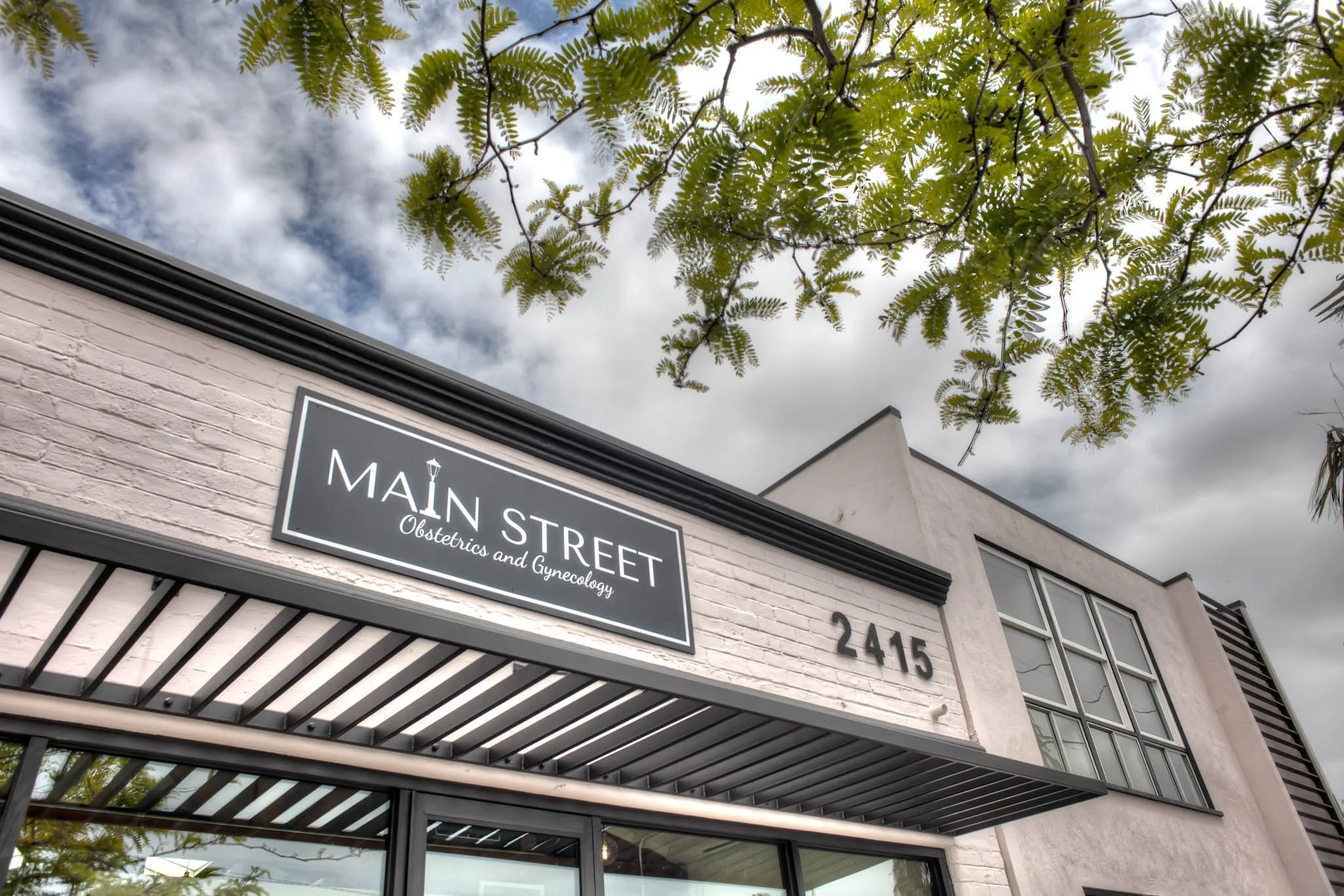 Main Street OBGYN medical office in Ventura, CA, with healthcare flooring by Howard's Rug Company of Ventura
