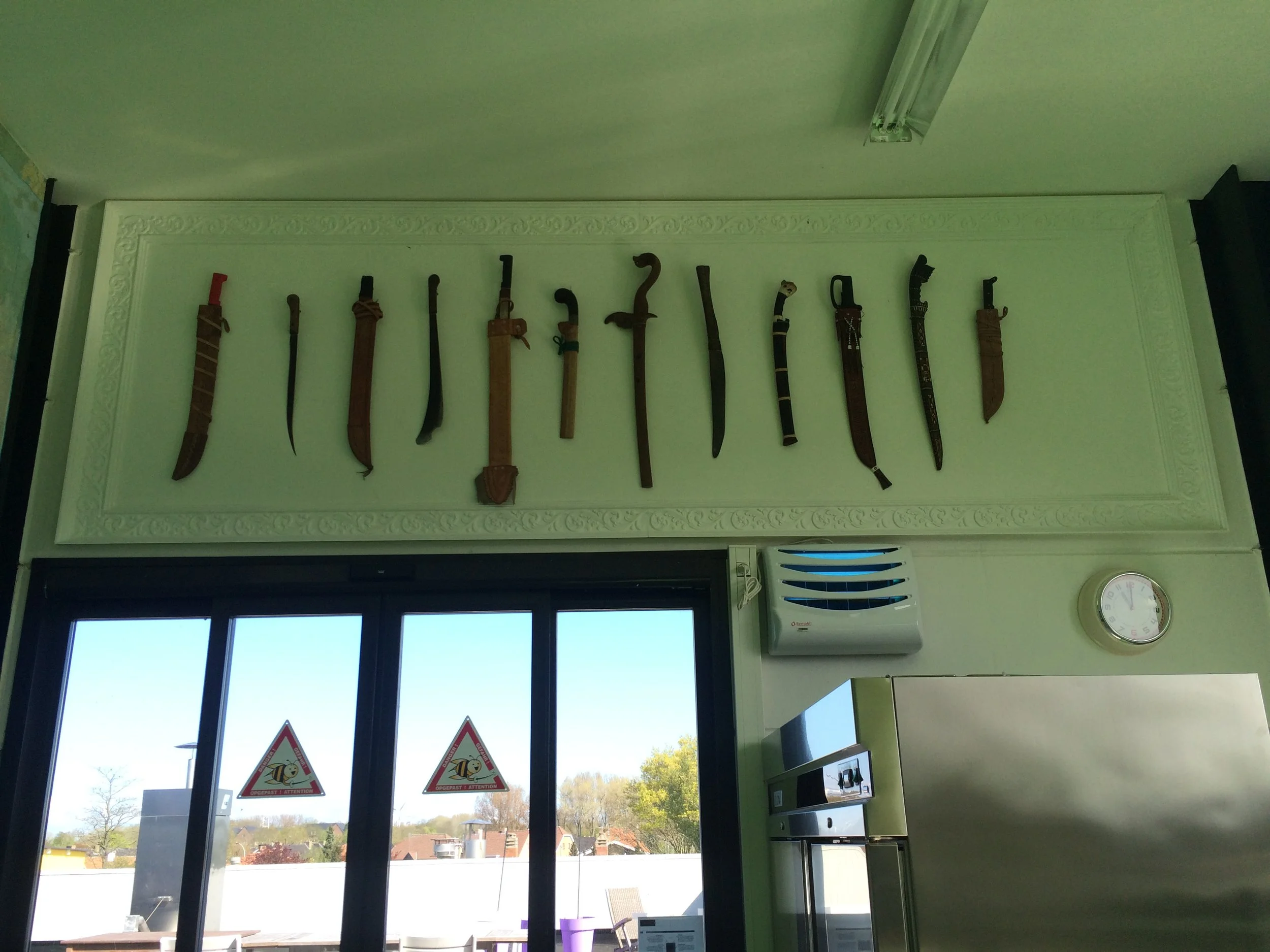 Machetes.JPG
