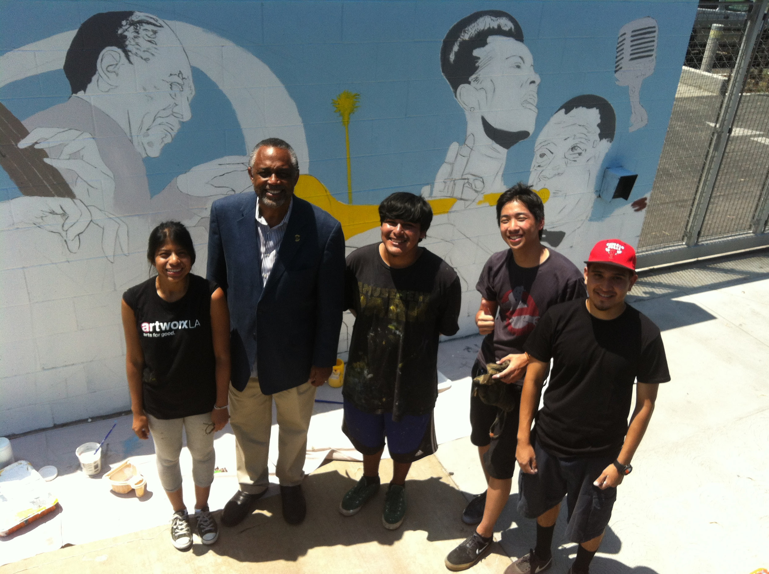 artworxLA Students Join Mural Project