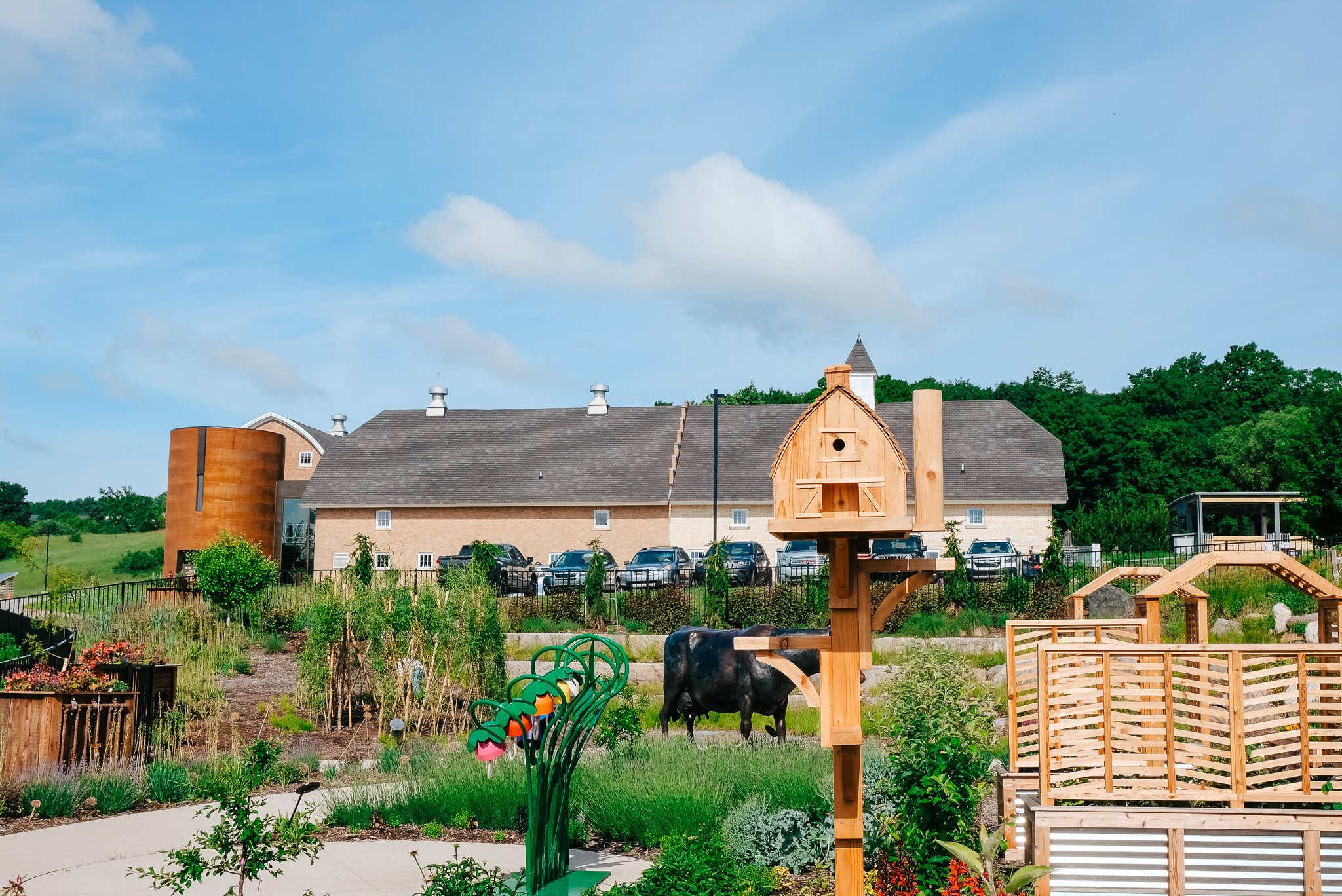 Botanical Gardens Traverse City, Native Landscaping Traverse City, Things to do in Traverse City, Kids activities in Traverse City, Sensory Garden Traverse City, Things to do at the Grand Traverse Commons